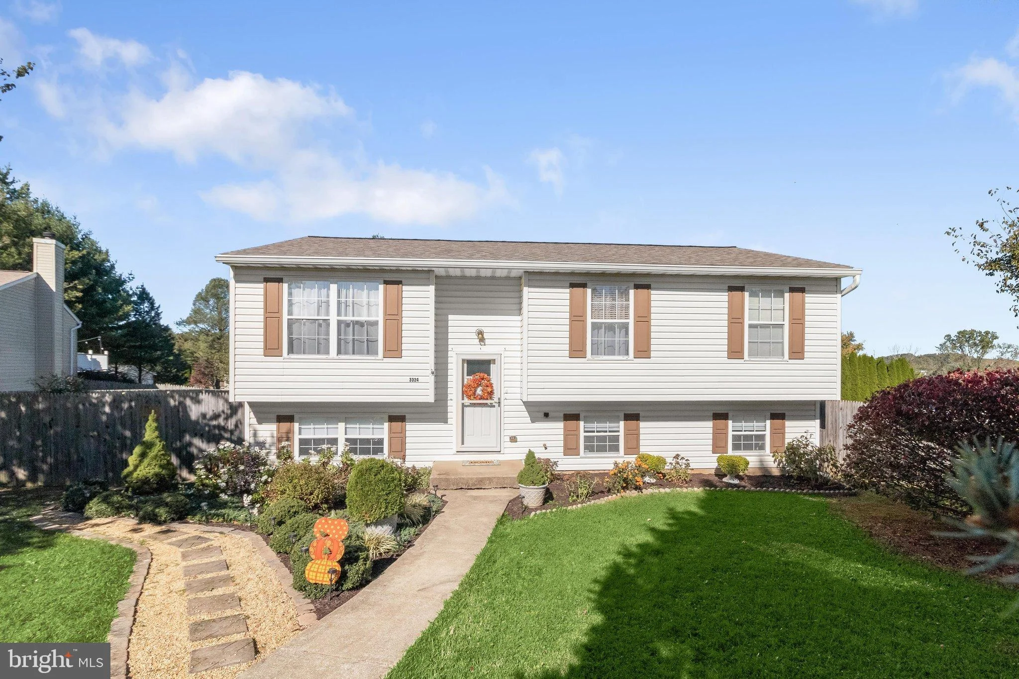 3324 Sutton Court