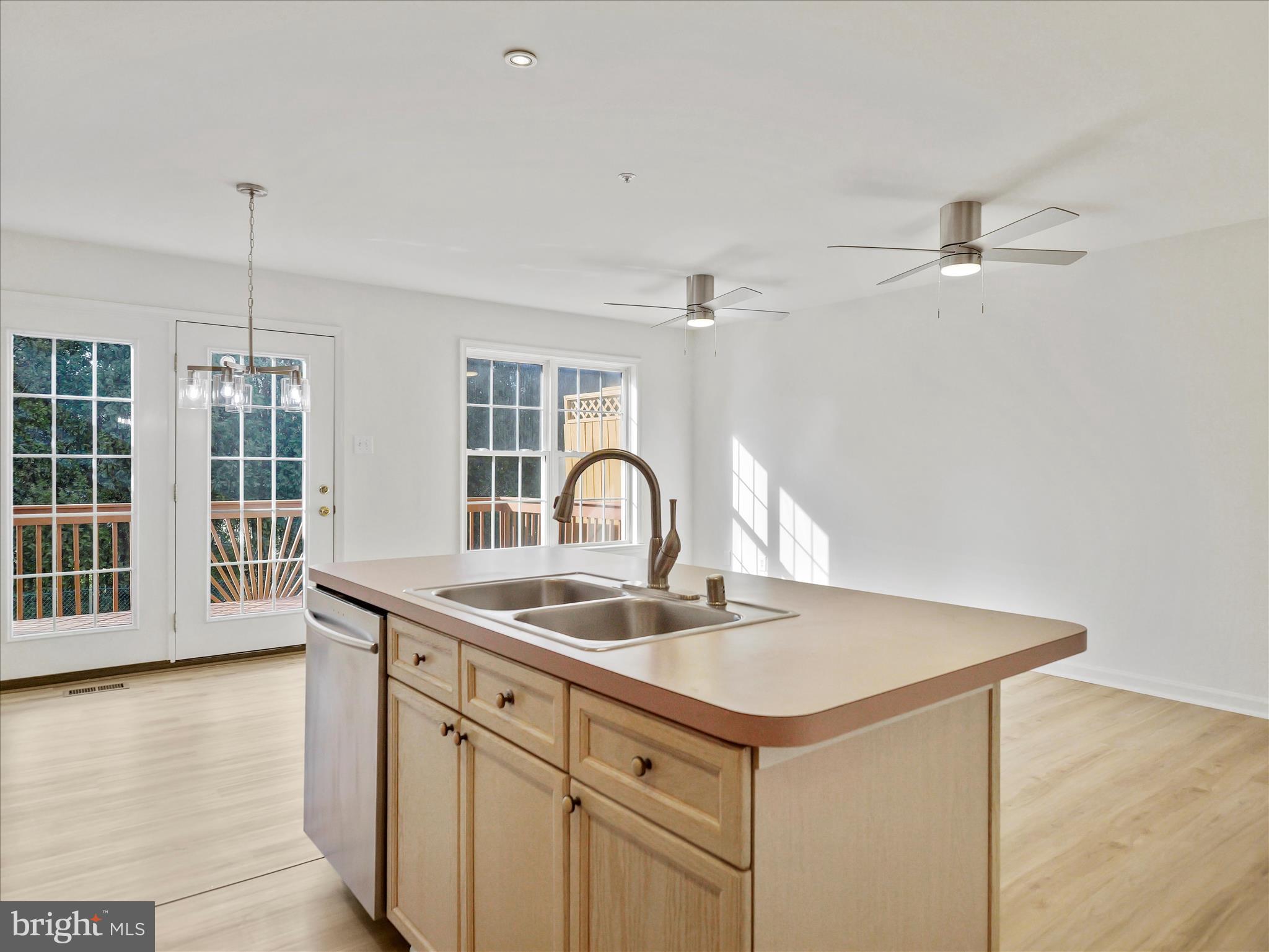 NORTH GATE TOWNE HOMES - Residential