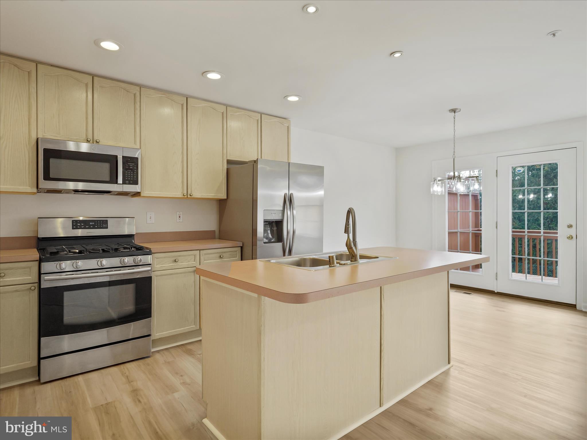 NORTH GATE TOWNE HOMES - Residential