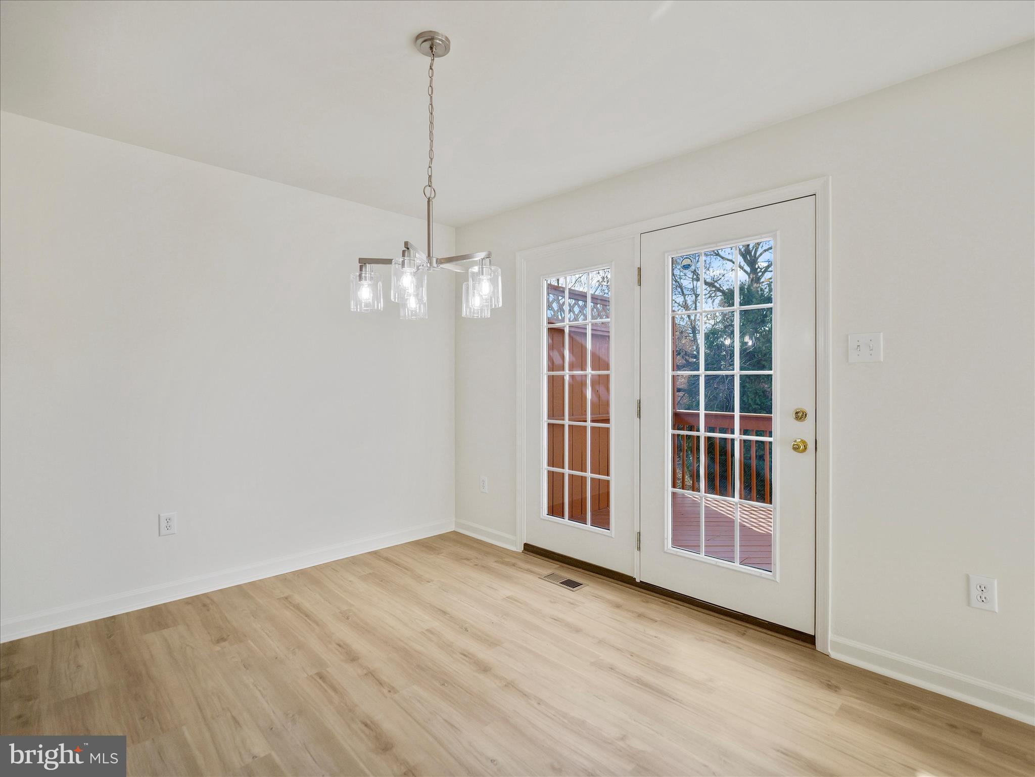 NORTH GATE TOWNE HOMES - Residential