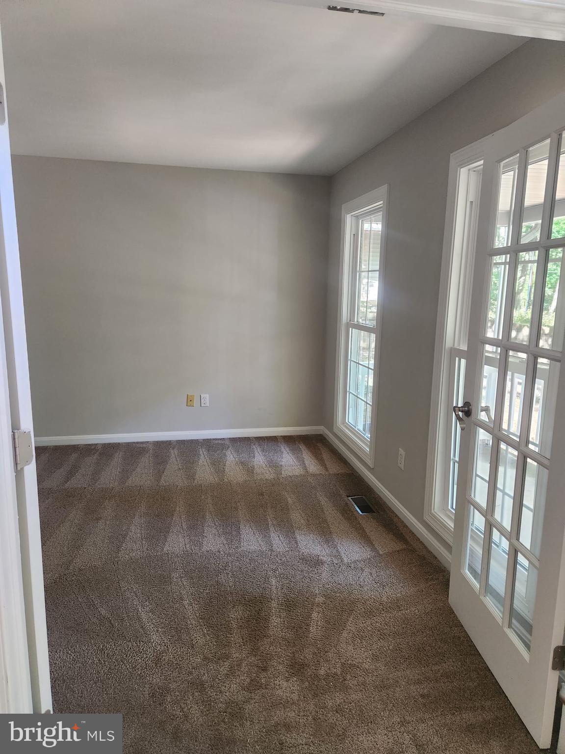 LAKE OF THE WOODS - Residential Lease