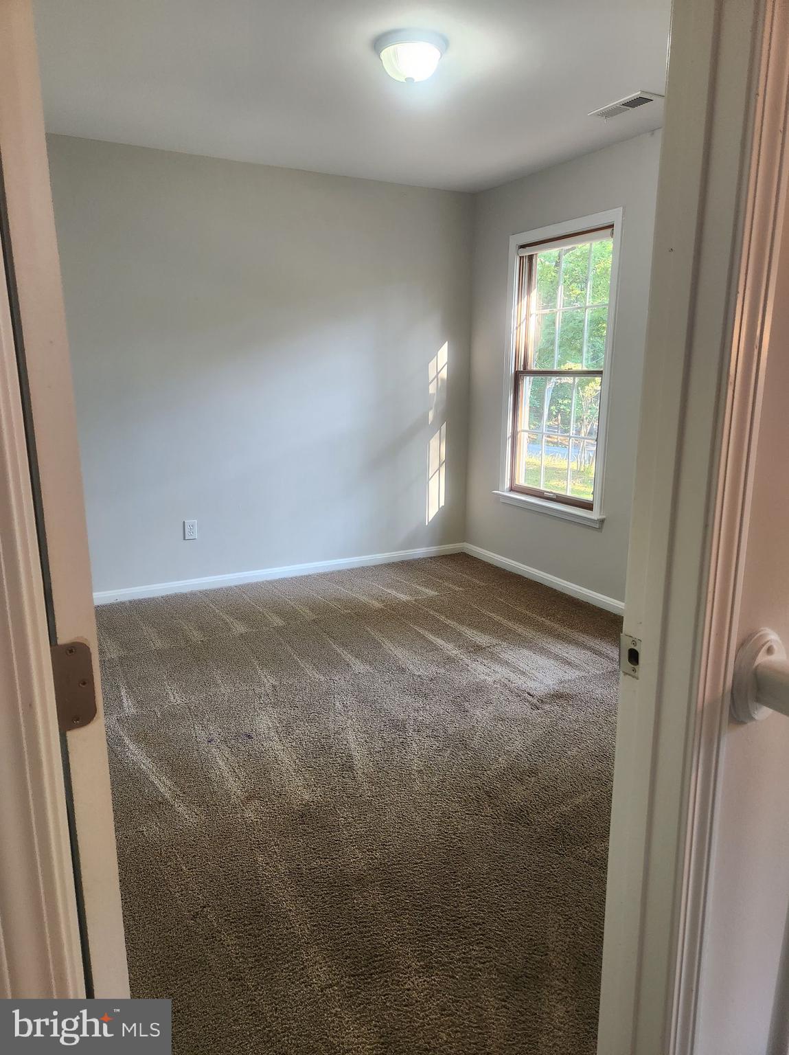 LAKE OF THE WOODS - Residential Lease