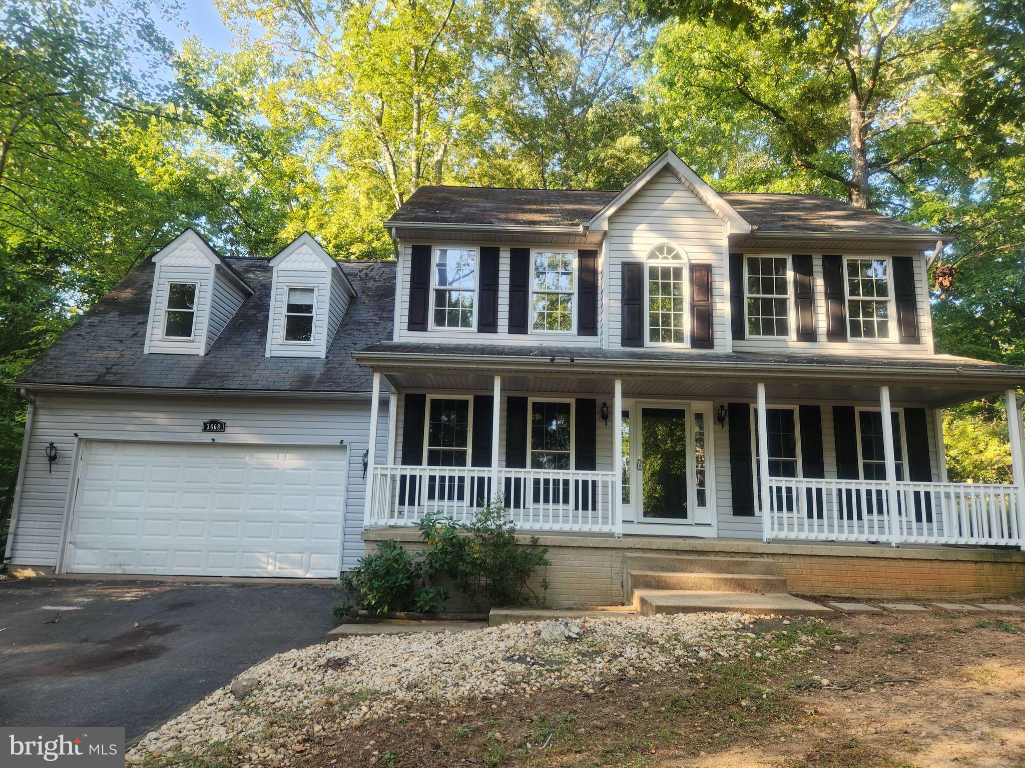 LAKE OF THE WOODS - Residential Lease