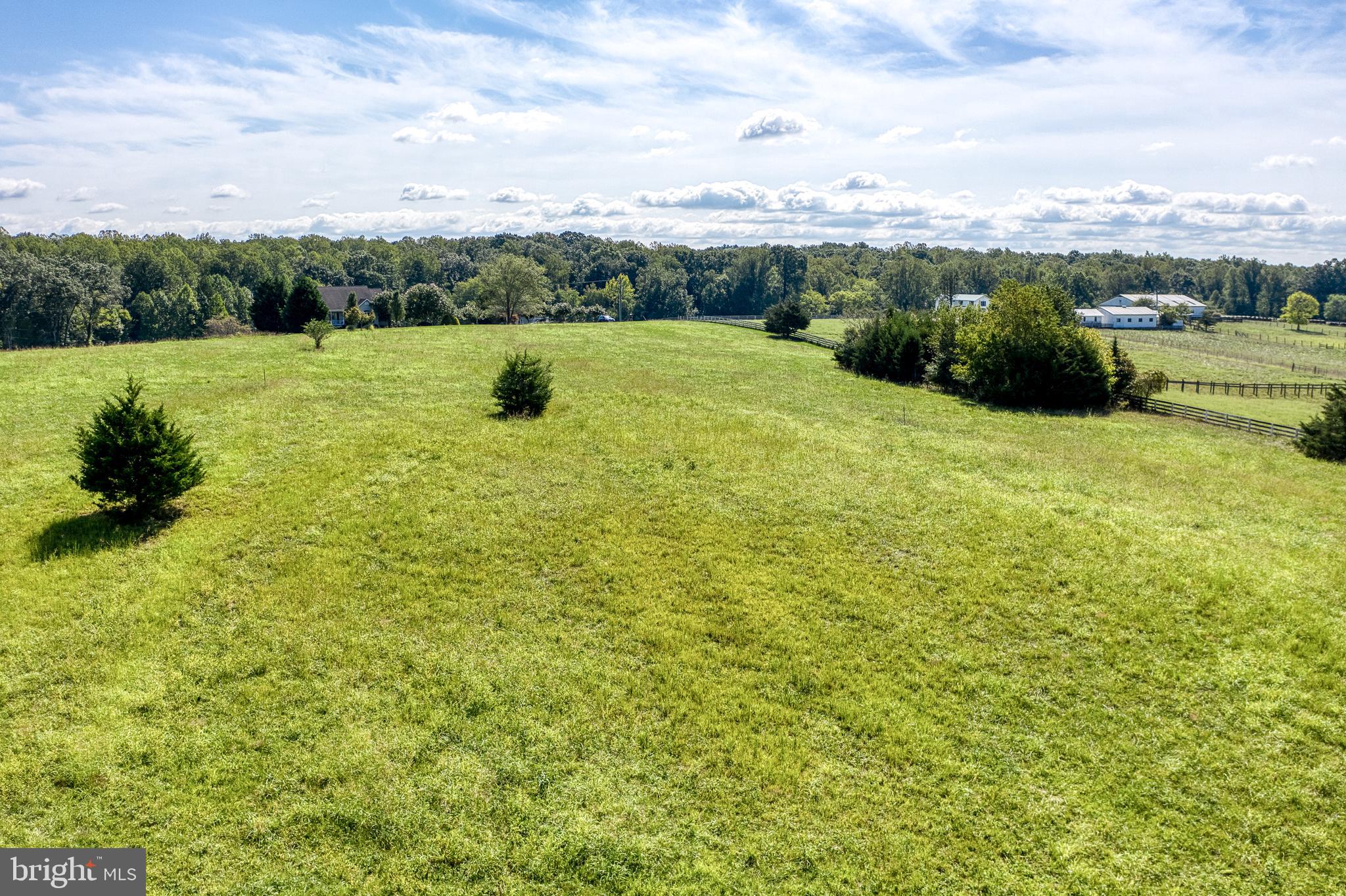 RAPIDAN FARMS - Land