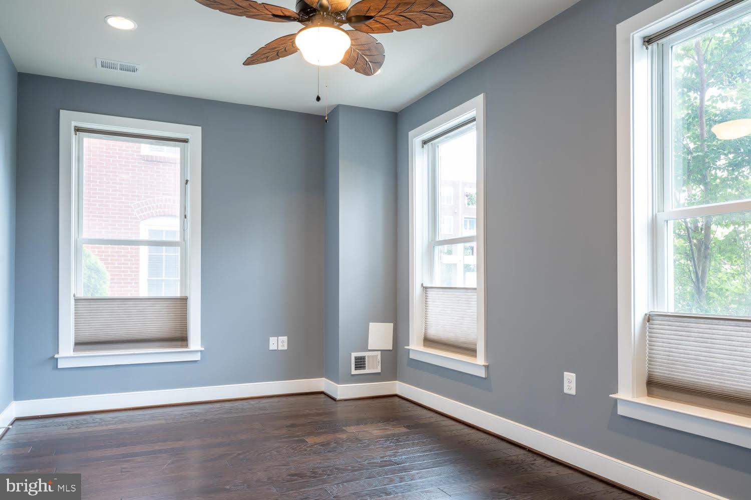 POTOMAC YARD - Residential Lease