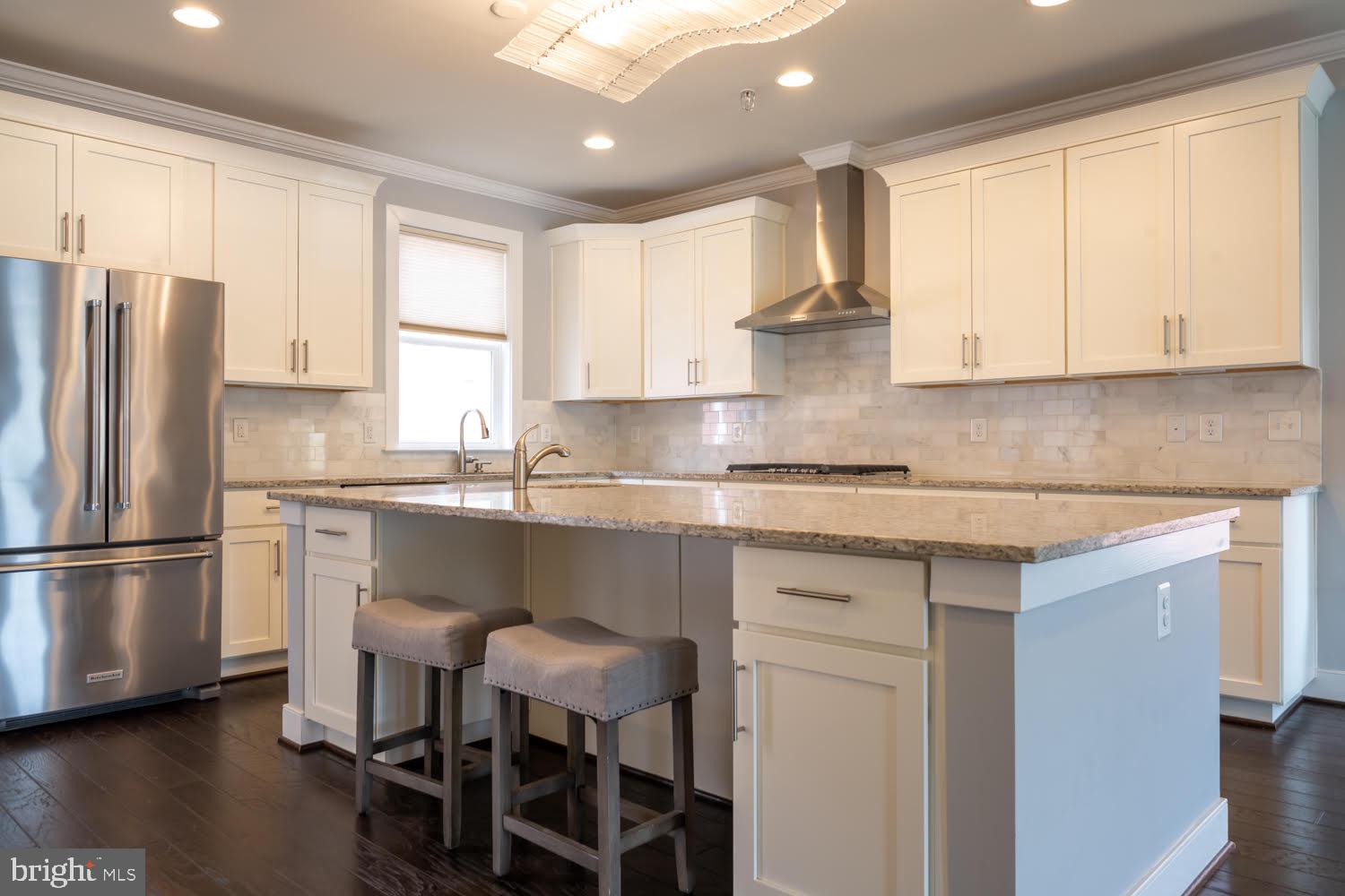 POTOMAC YARD - Residential Lease
