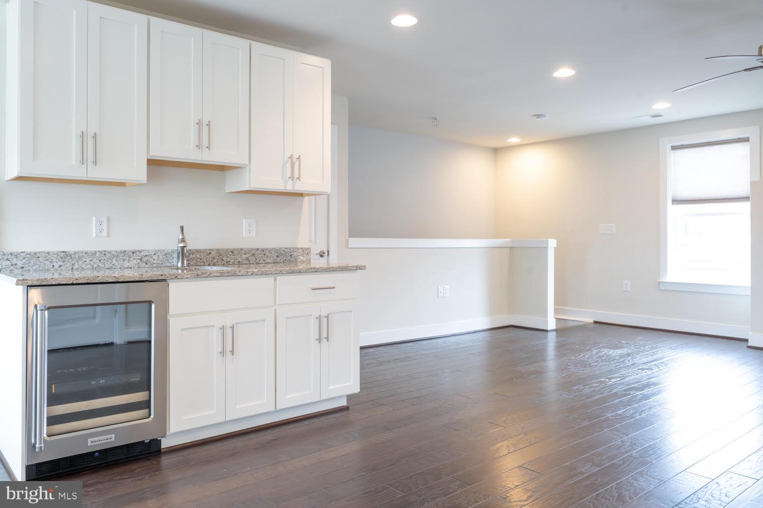 POTOMAC YARD - Residential Lease