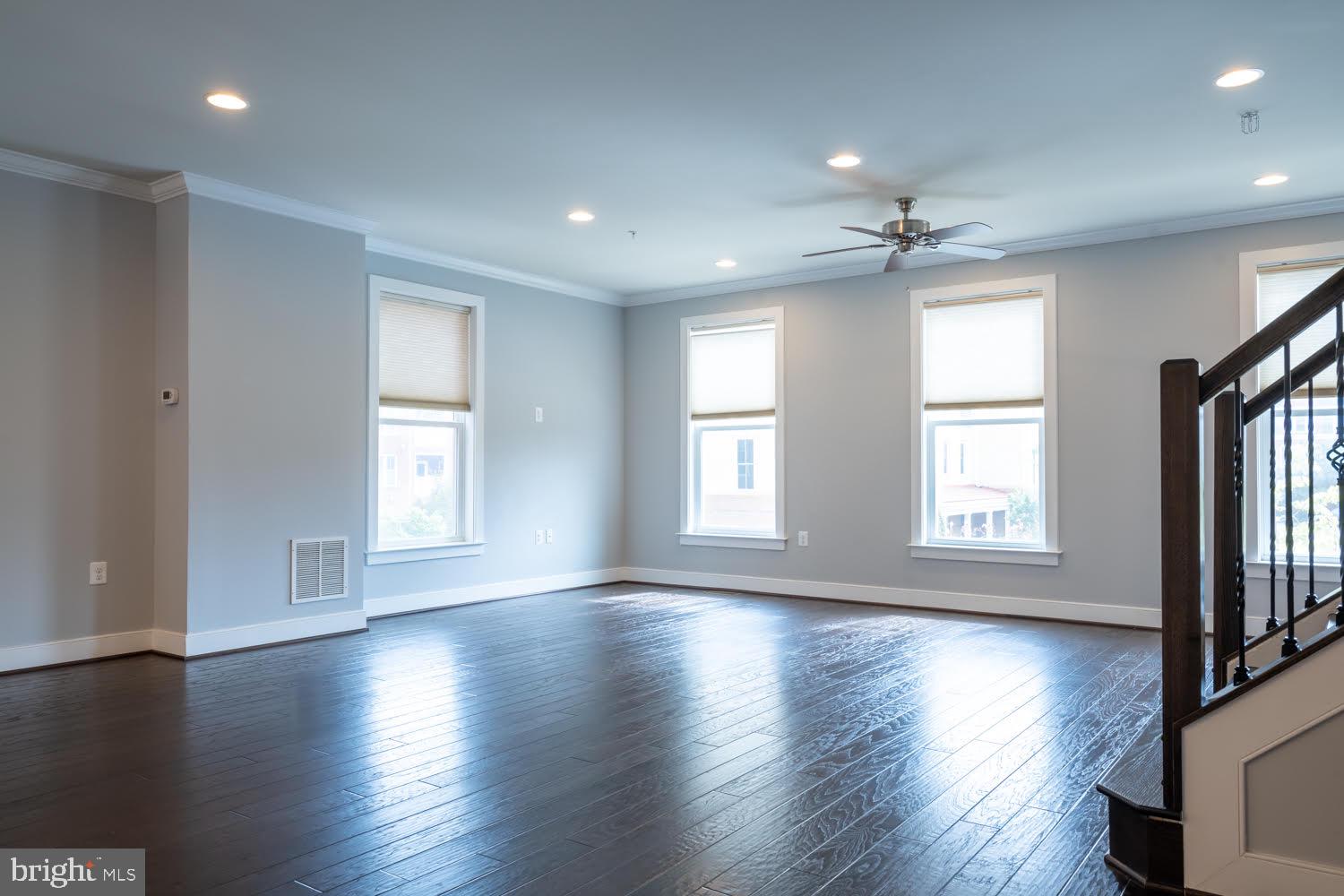 POTOMAC YARD - Residential Lease