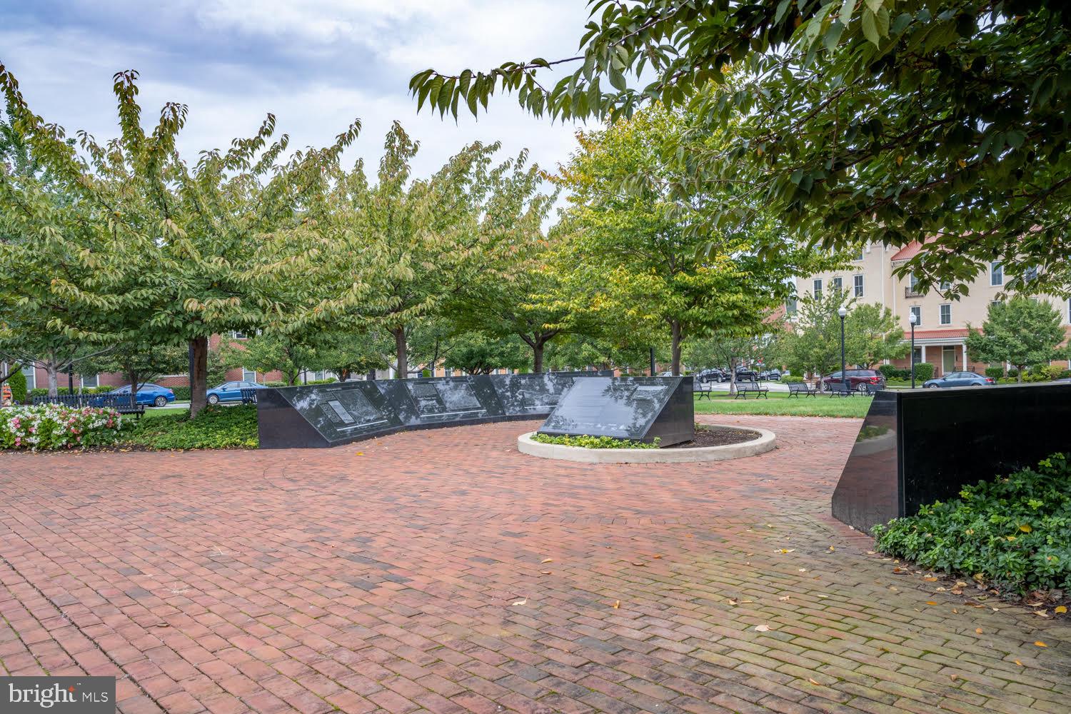 POTOMAC YARD - Residential Lease