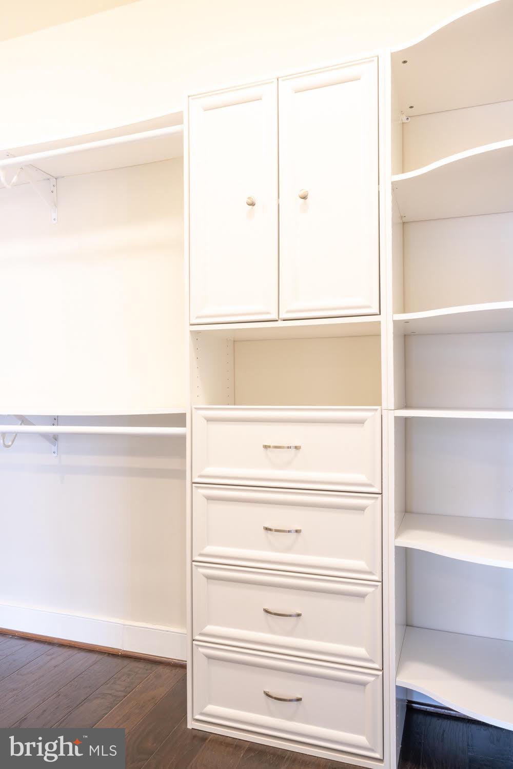 POTOMAC YARD - Residential Lease