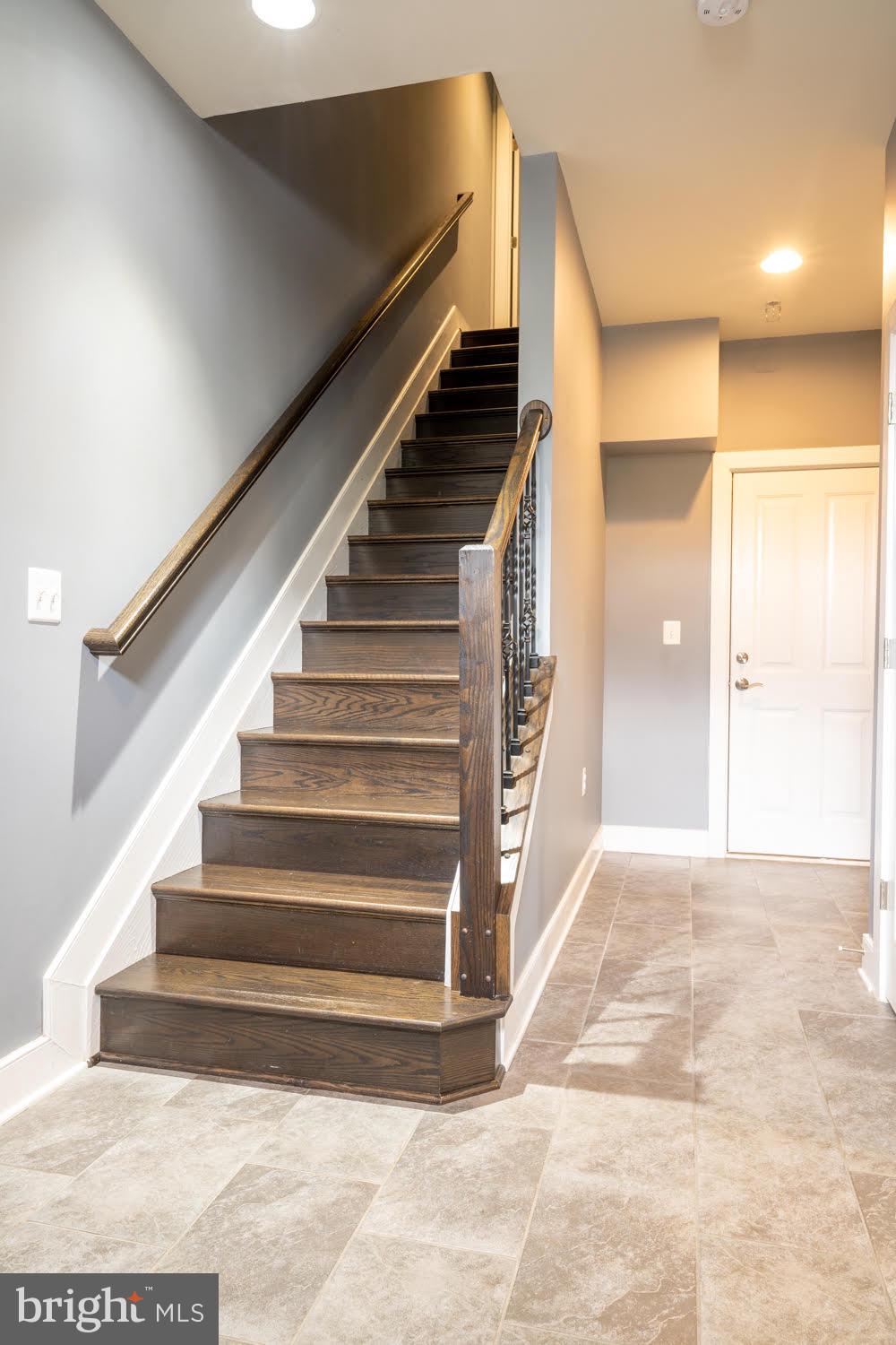 POTOMAC YARD - Residential Lease