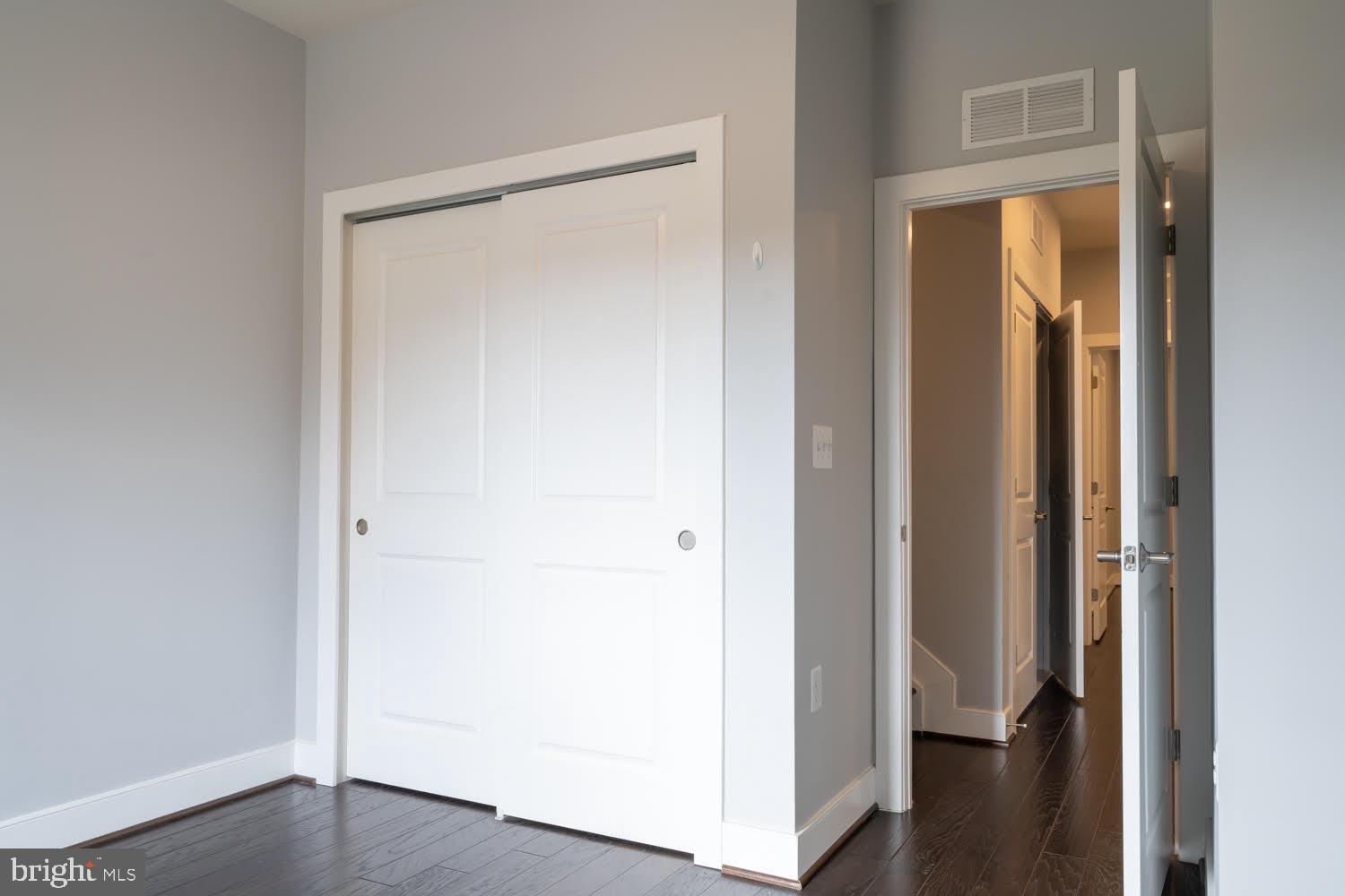 POTOMAC YARD - Residential Lease