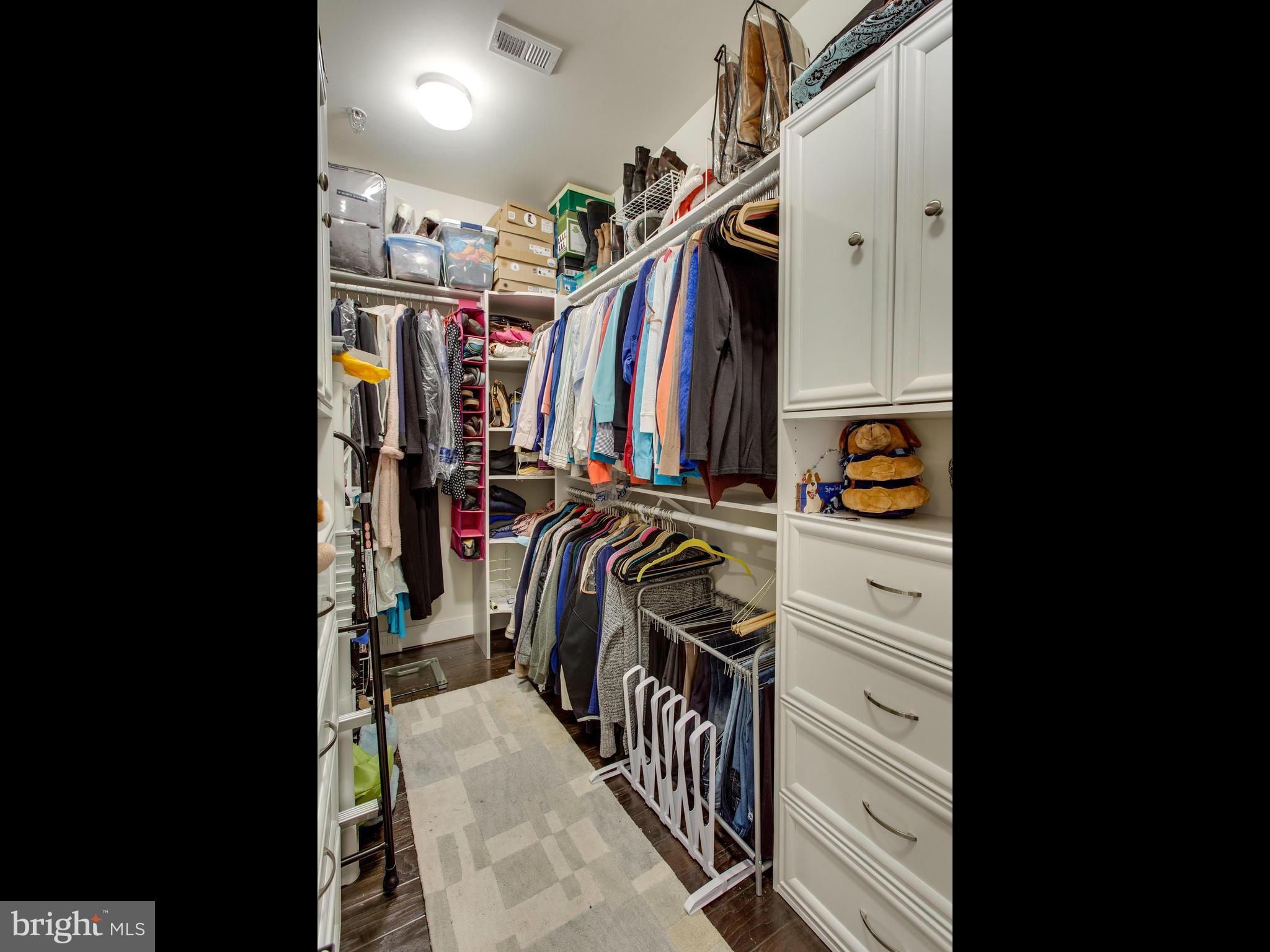 POTOMAC YARD - Residential Lease