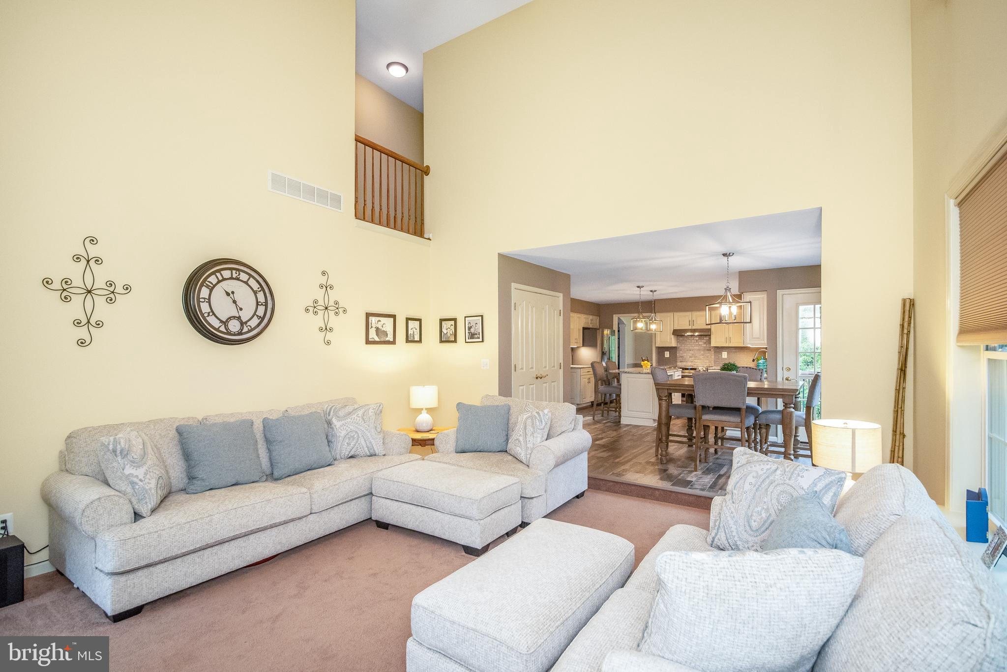 FOREST LAKES - Residential