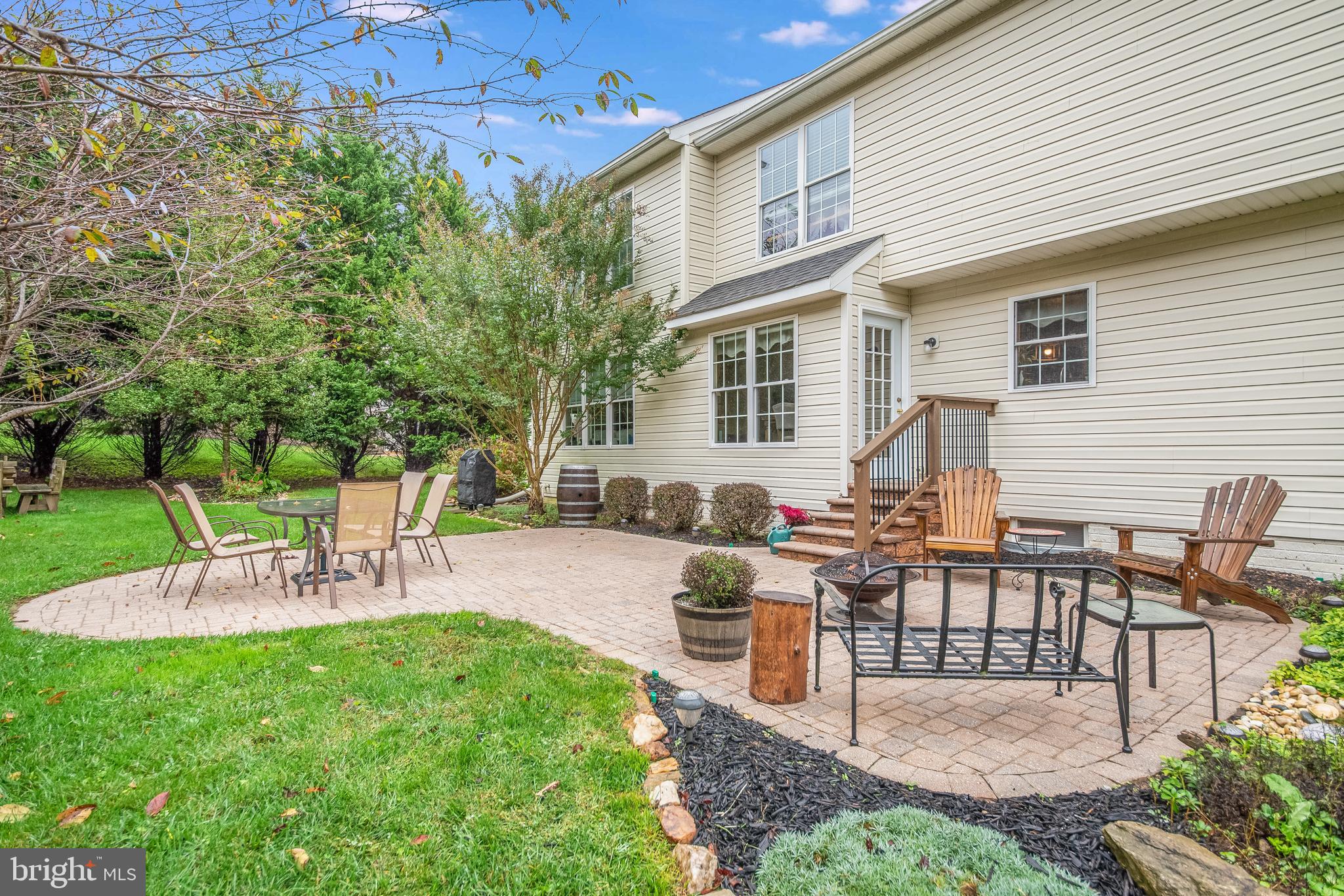 FOREST LAKES - Residential