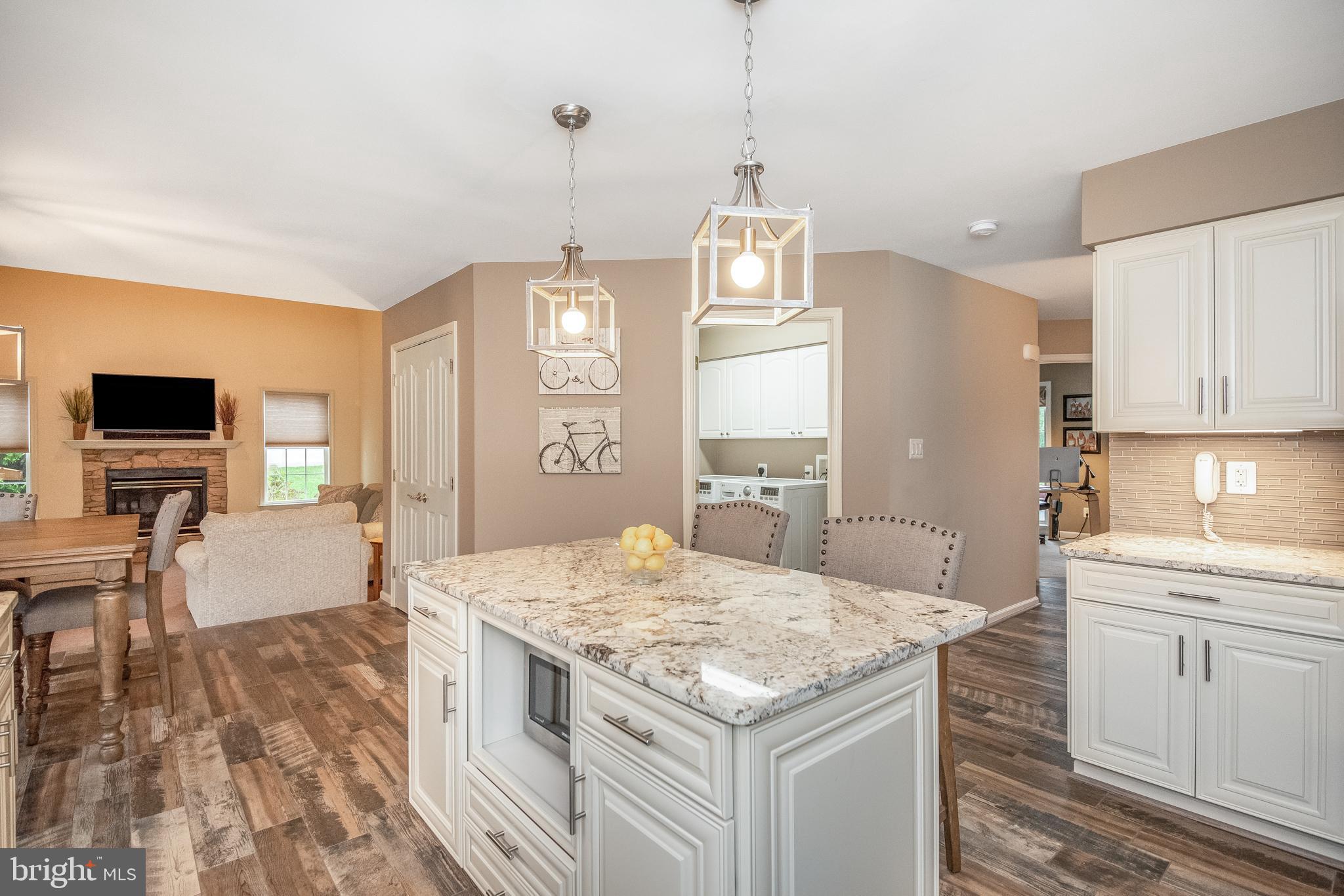 FOREST LAKES - Residential