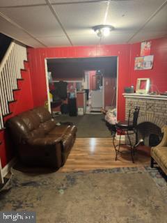 ELMWOOD PARK - Residential