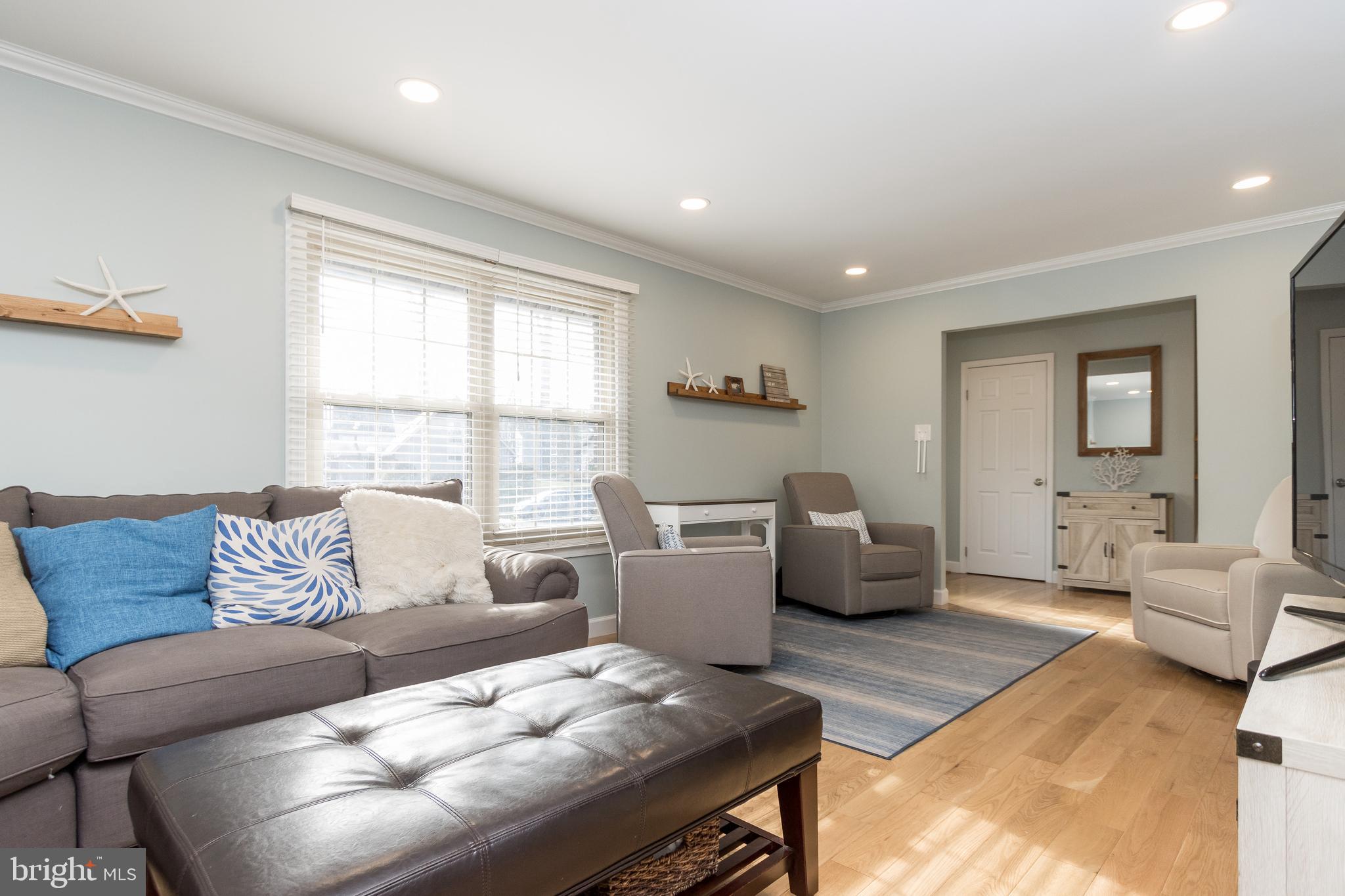 BROOKVILLE KNOLLS - Residential