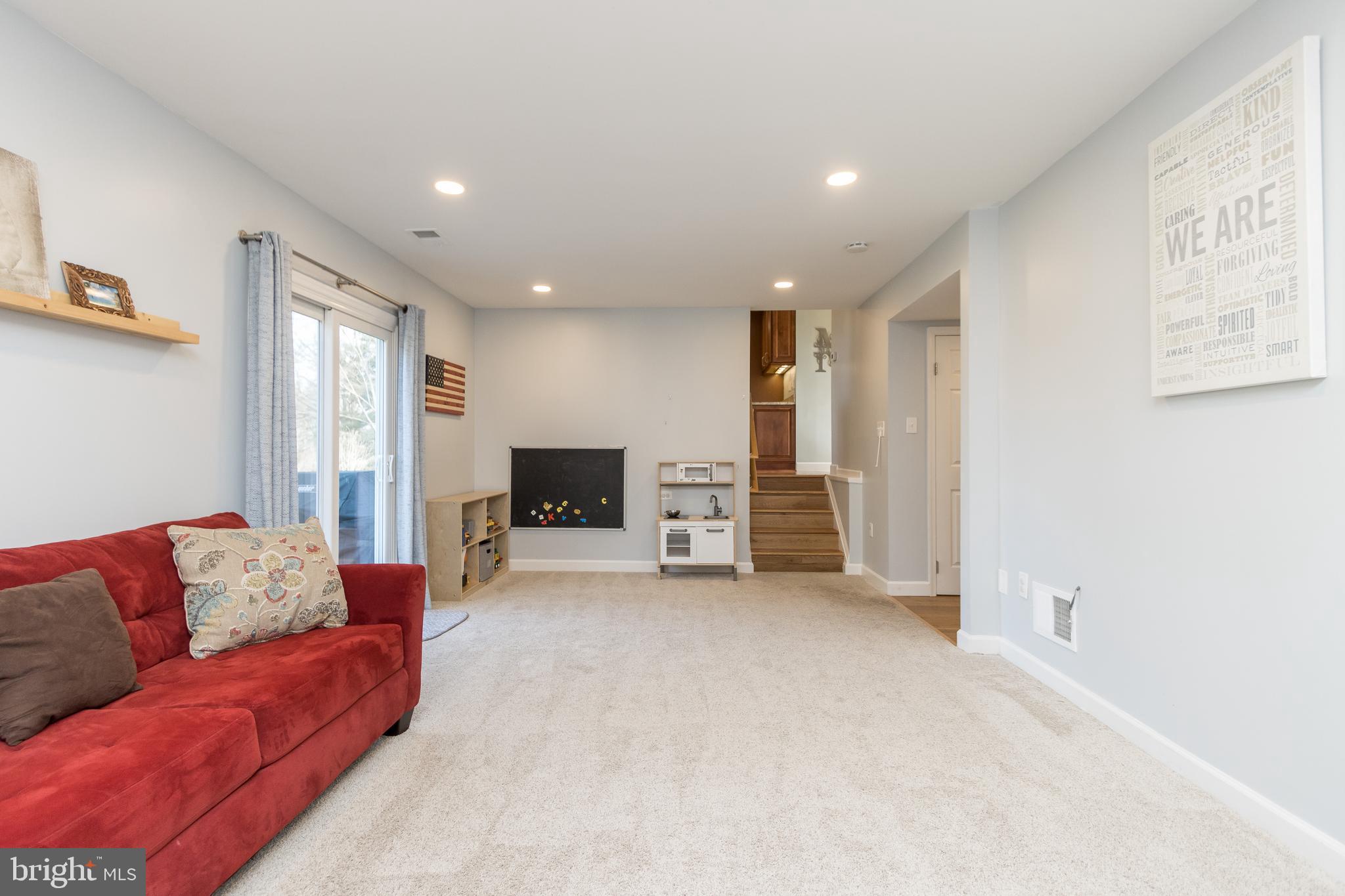 BROOKVILLE KNOLLS - Residential