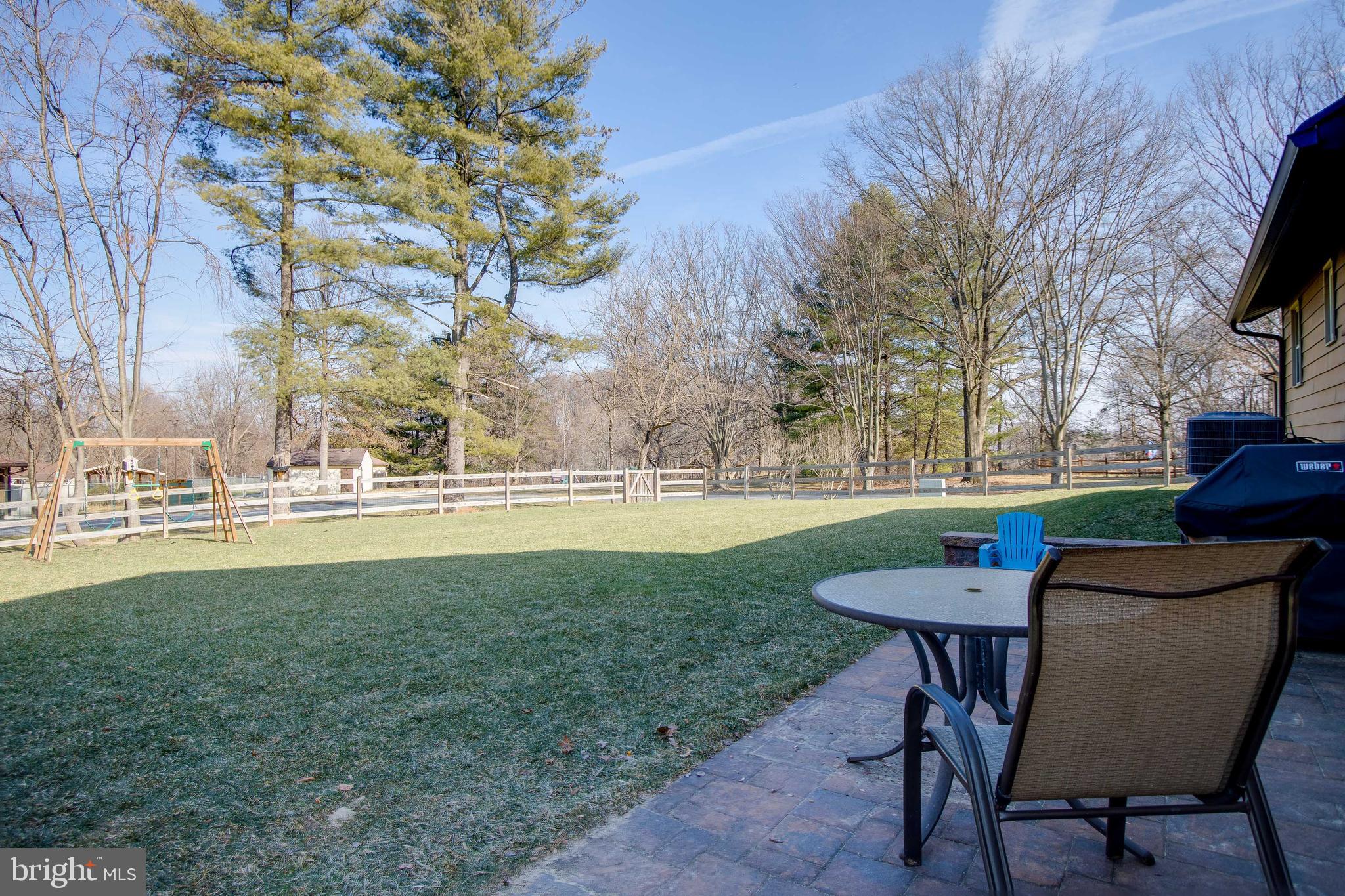 BROOKVILLE KNOLLS - Residential