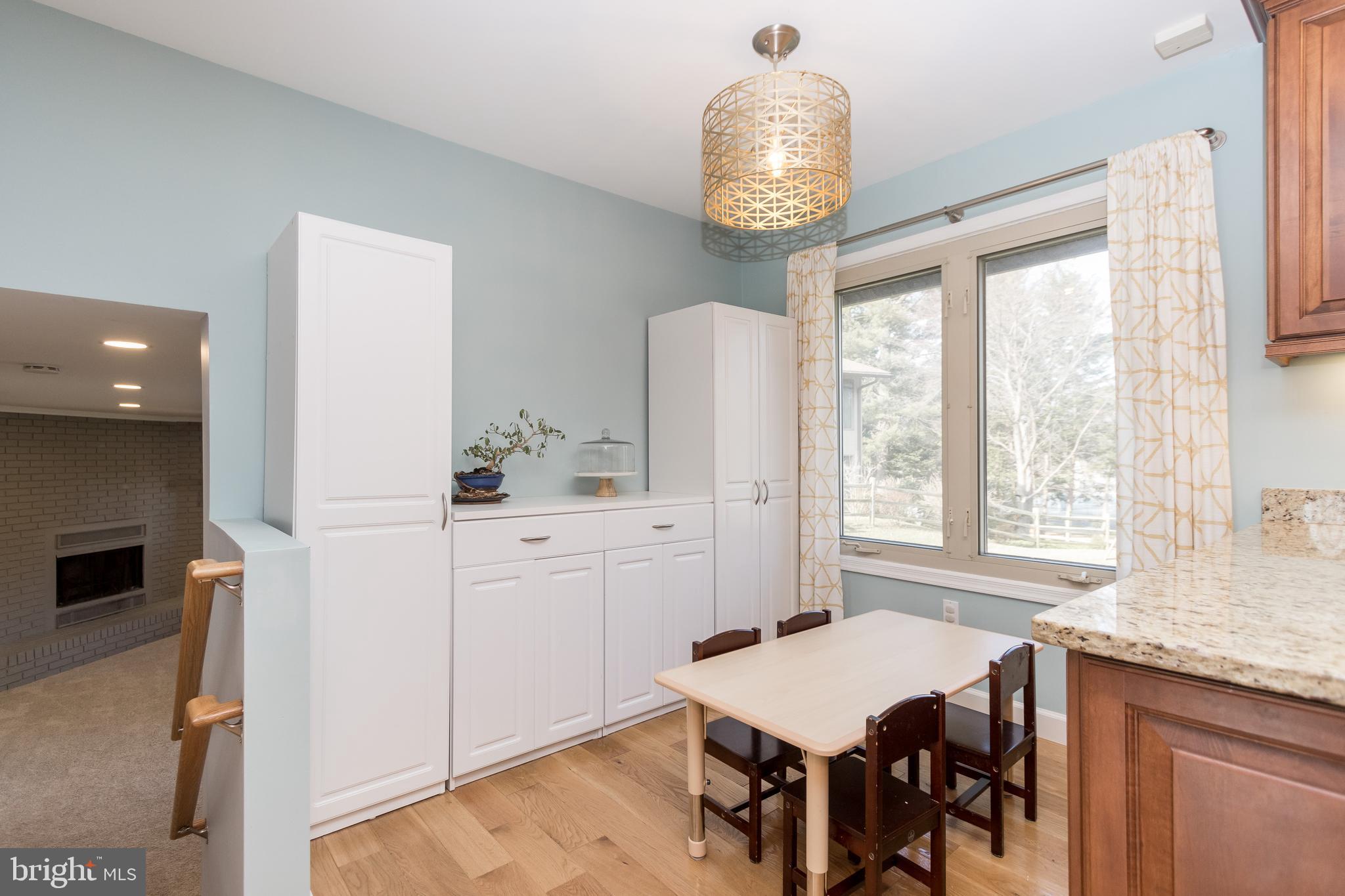 BROOKVILLE KNOLLS - Residential