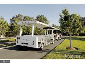 SEA COLONY WEST - Residential