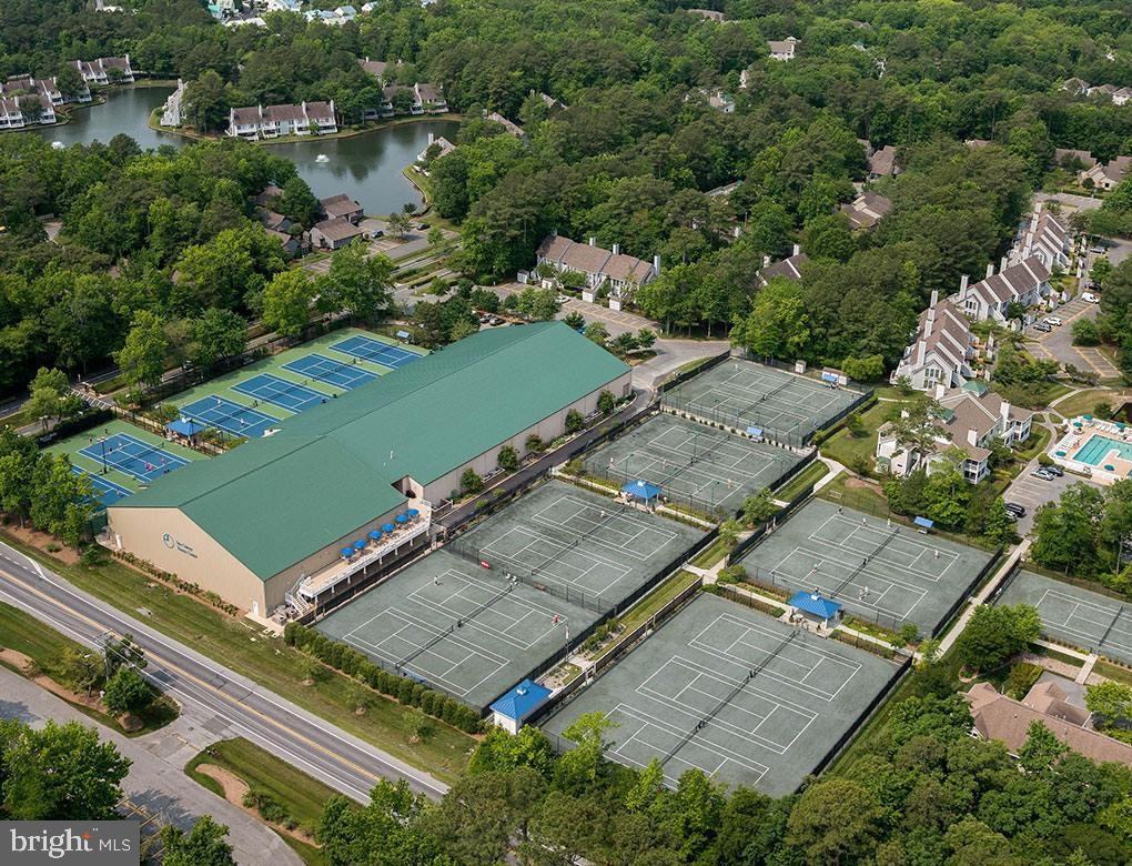 SEA COLONY WEST - Residential