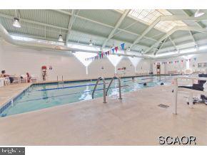 SEA COLONY WEST - Residential