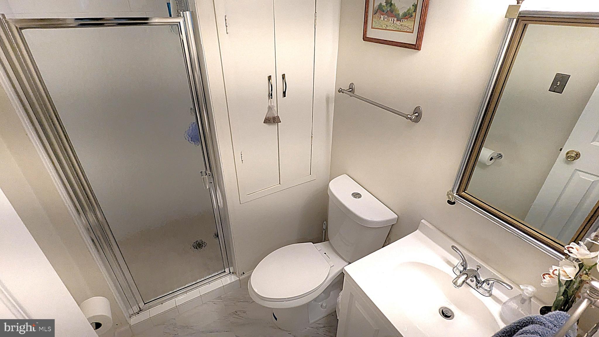 CHERRYWOOD SQUARE - Residential