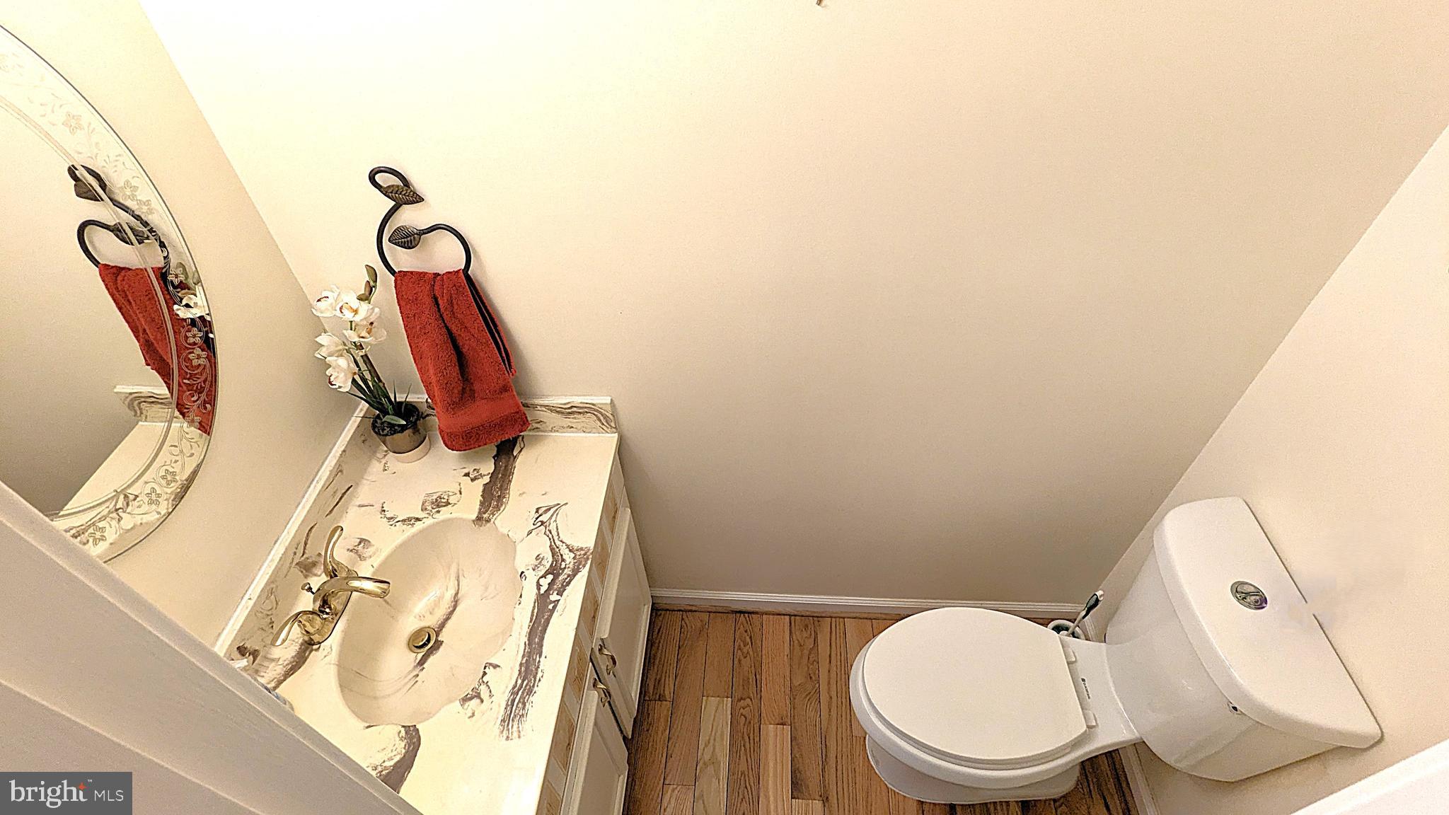 CHERRYWOOD SQUARE - Residential