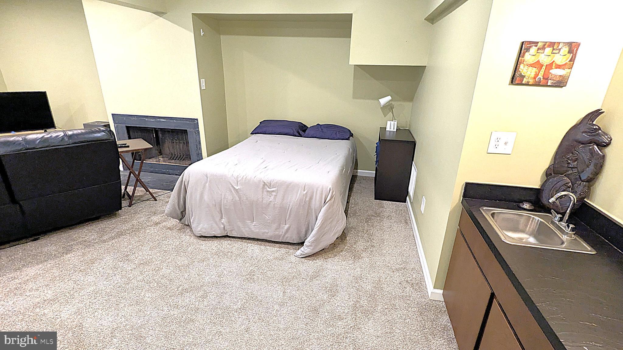 CHERRYWOOD SQUARE - Residential