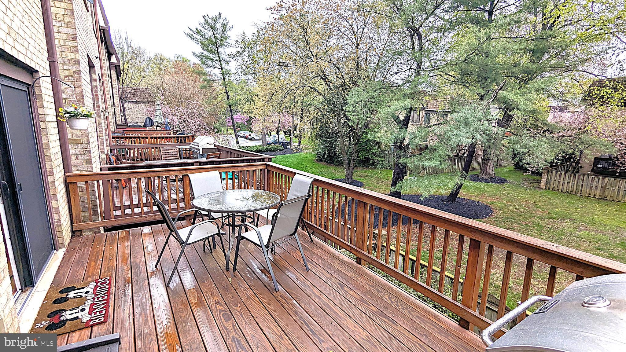 CHERRYWOOD SQUARE - Residential