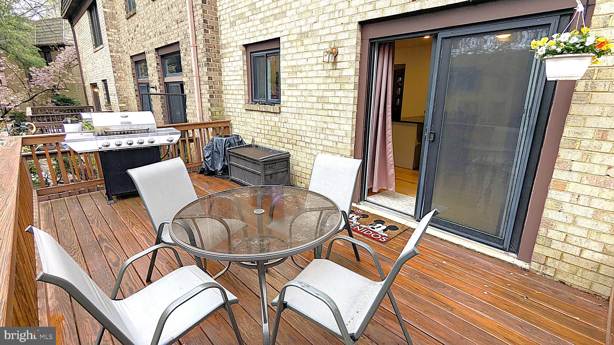 CHERRYWOOD SQUARE - Residential