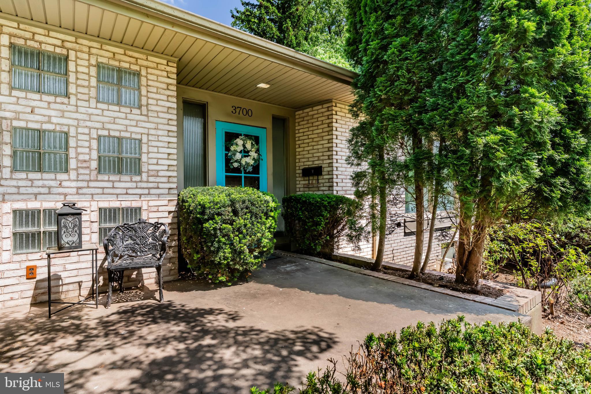 3700 VISTA TERRACE