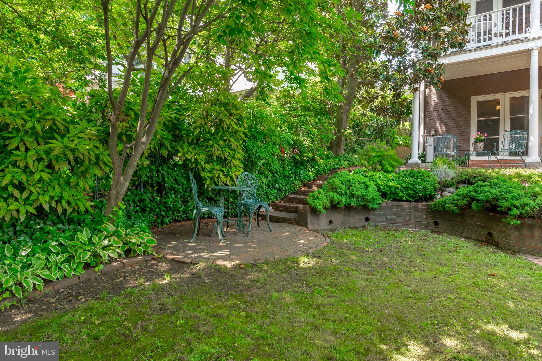 HISTORIC DISTRICT - Residential