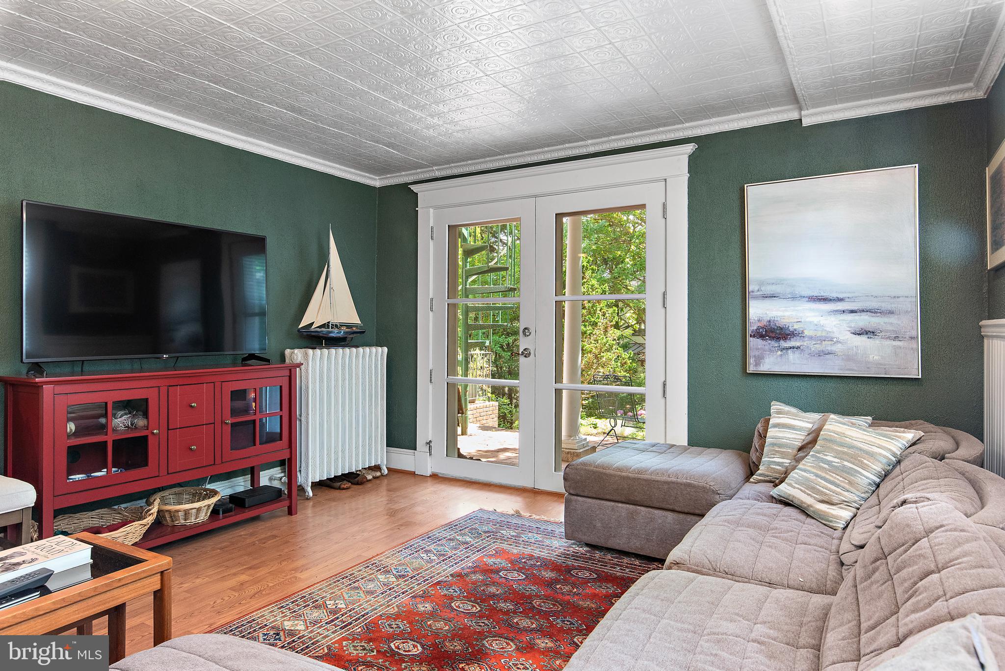 HISTORIC DISTRICT - Residential