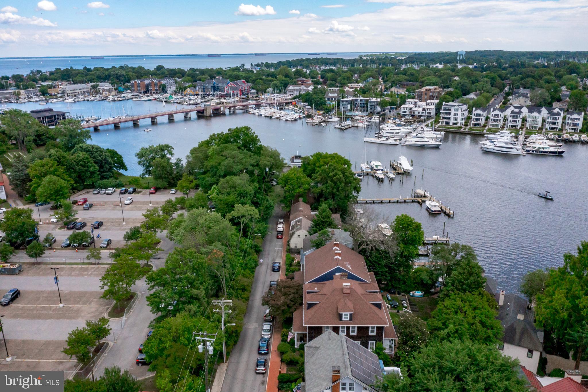 HISTORIC DISTRICT - Residential