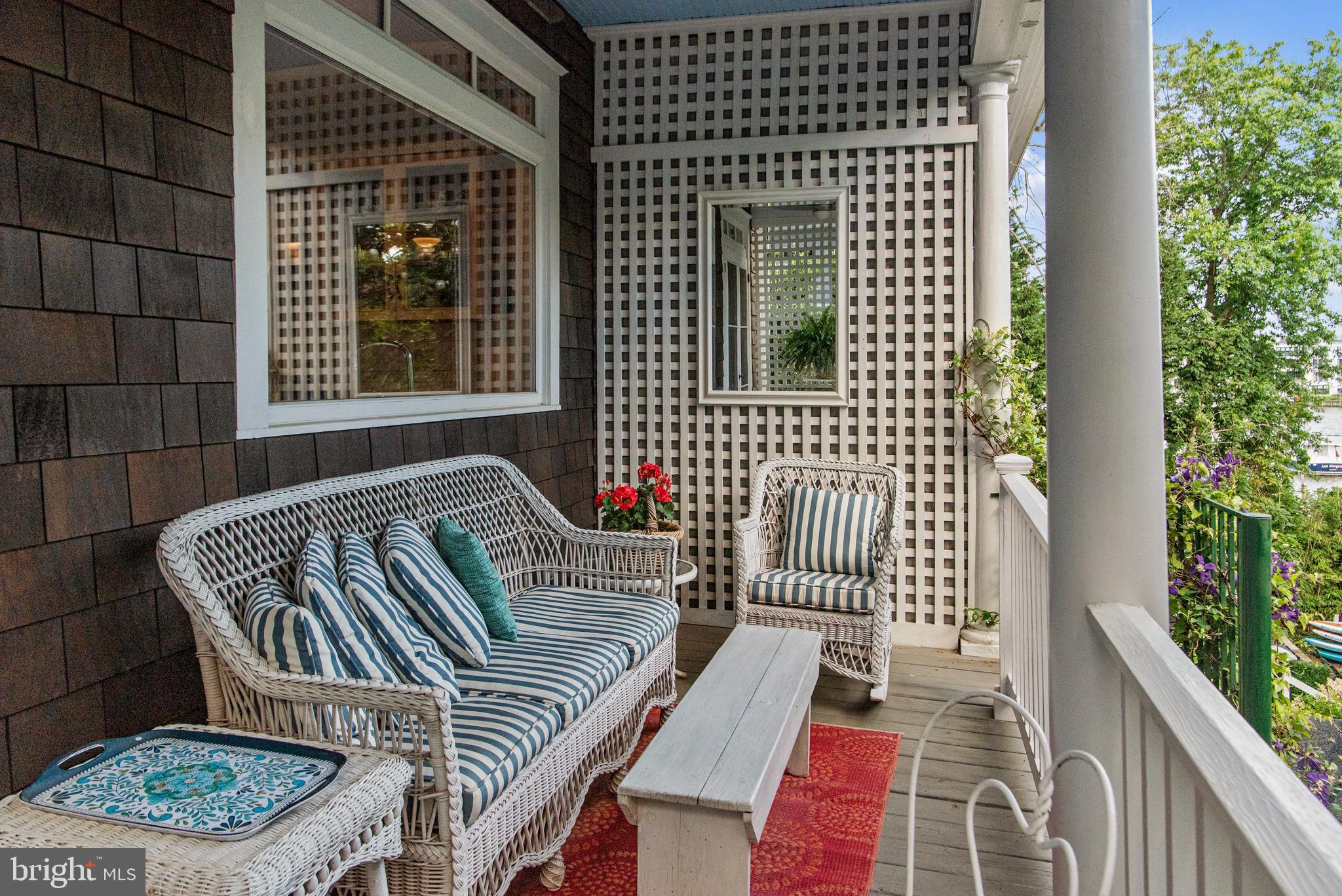 HISTORIC DISTRICT - Residential