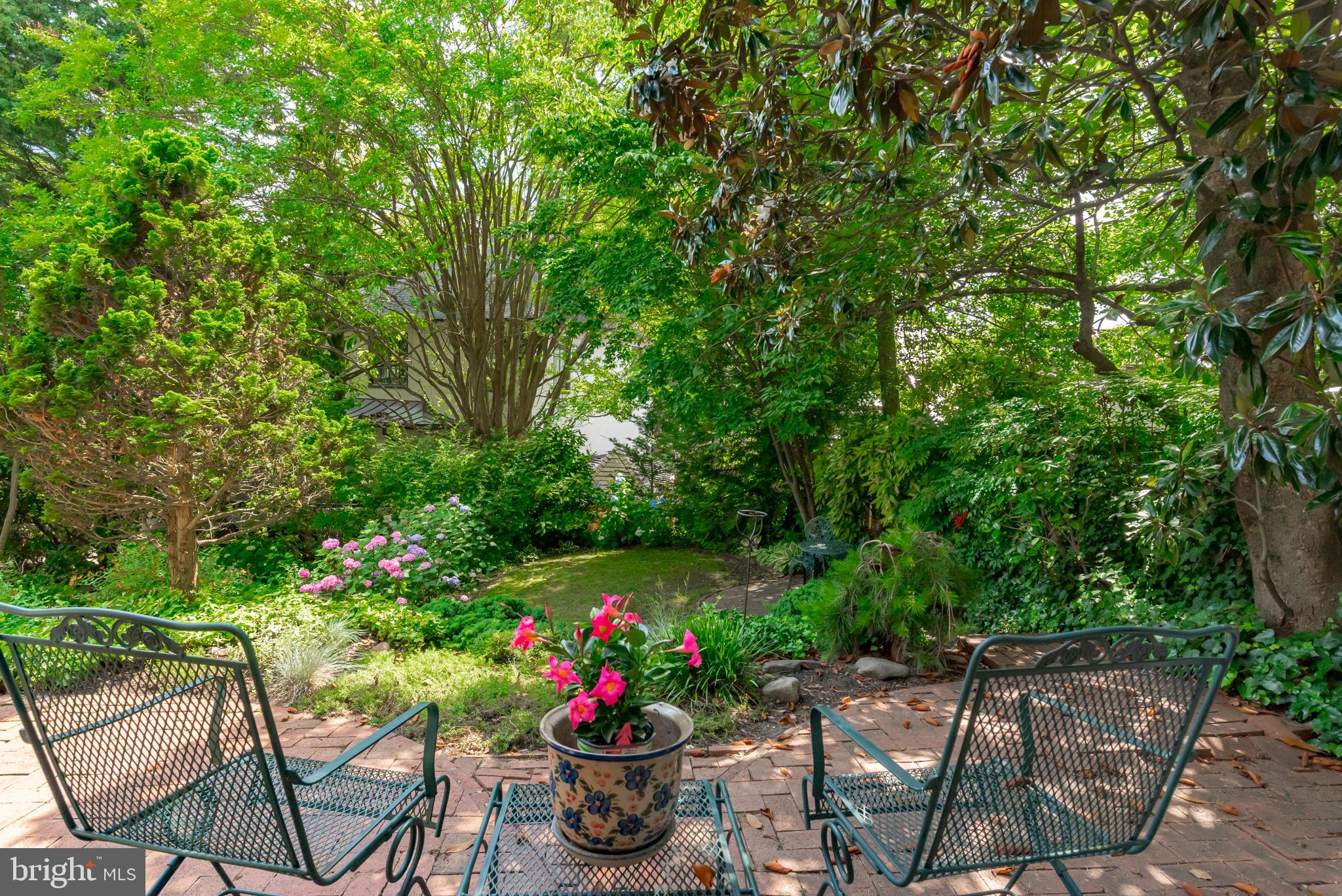 HISTORIC DISTRICT - Residential