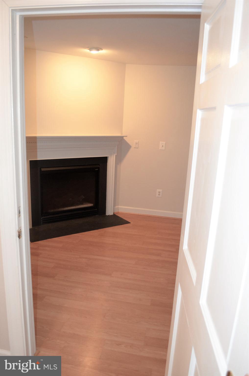 SPRING LANE TOWNHOUSES - Residential Lease