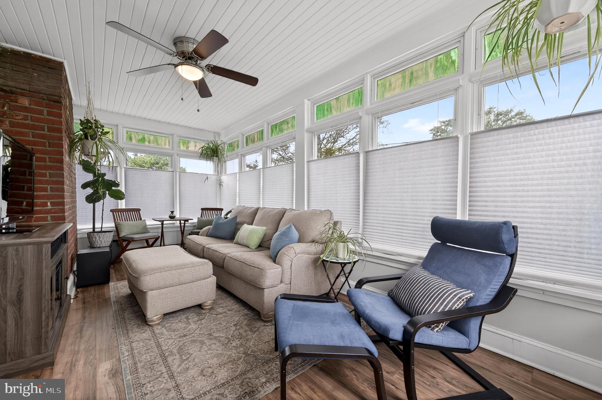HILLTOP ESTATES - Residential