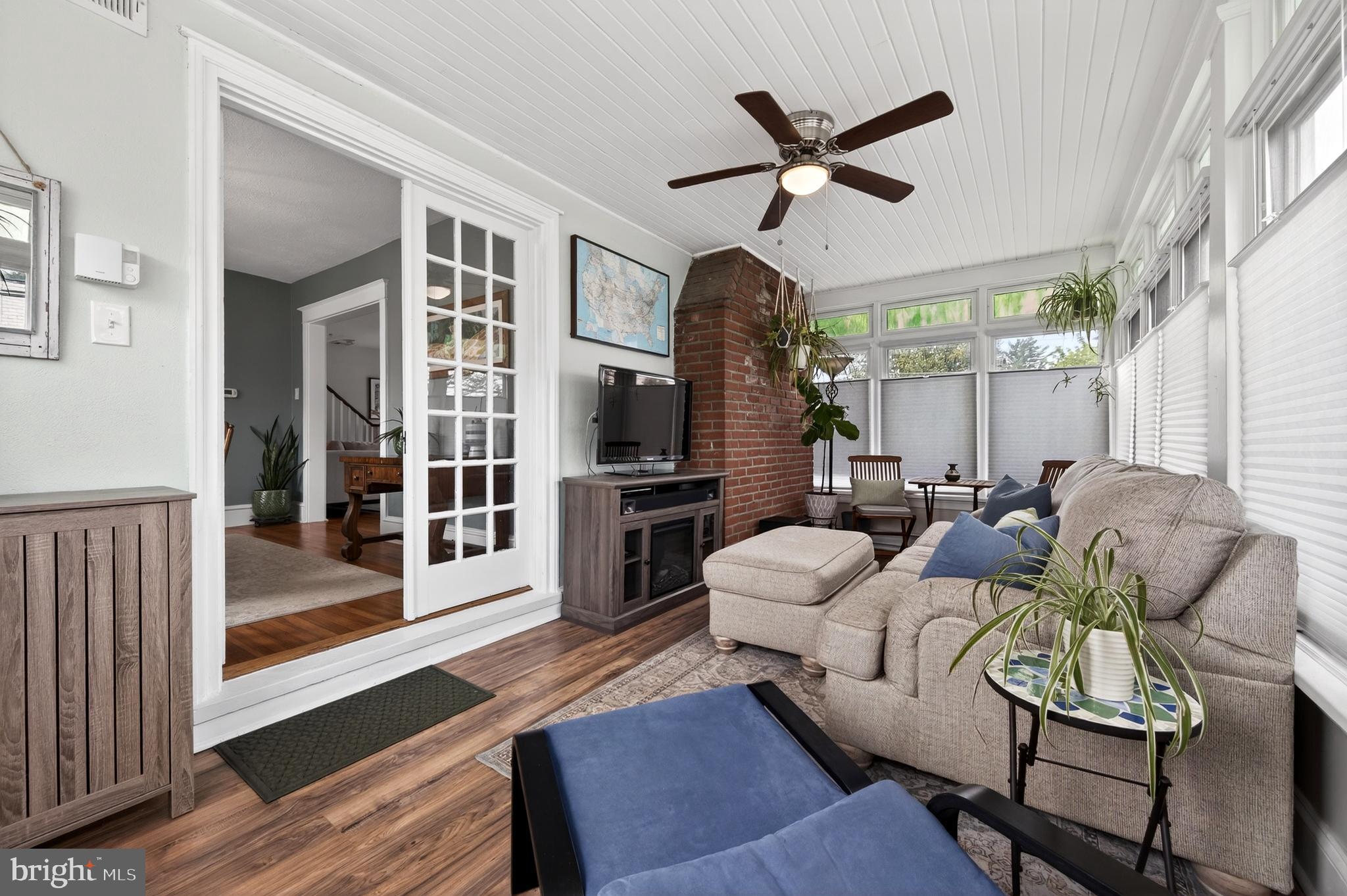 HILLTOP ESTATES - Residential