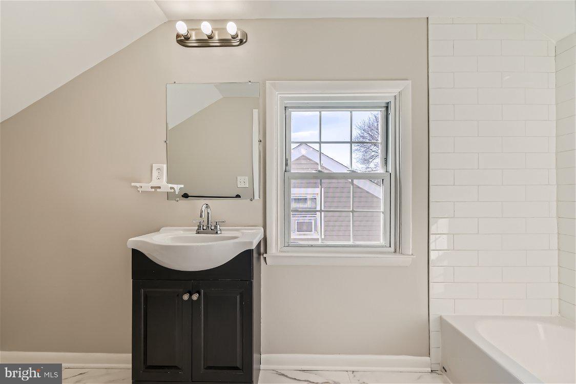 HARFORD PARK - Residential Lease