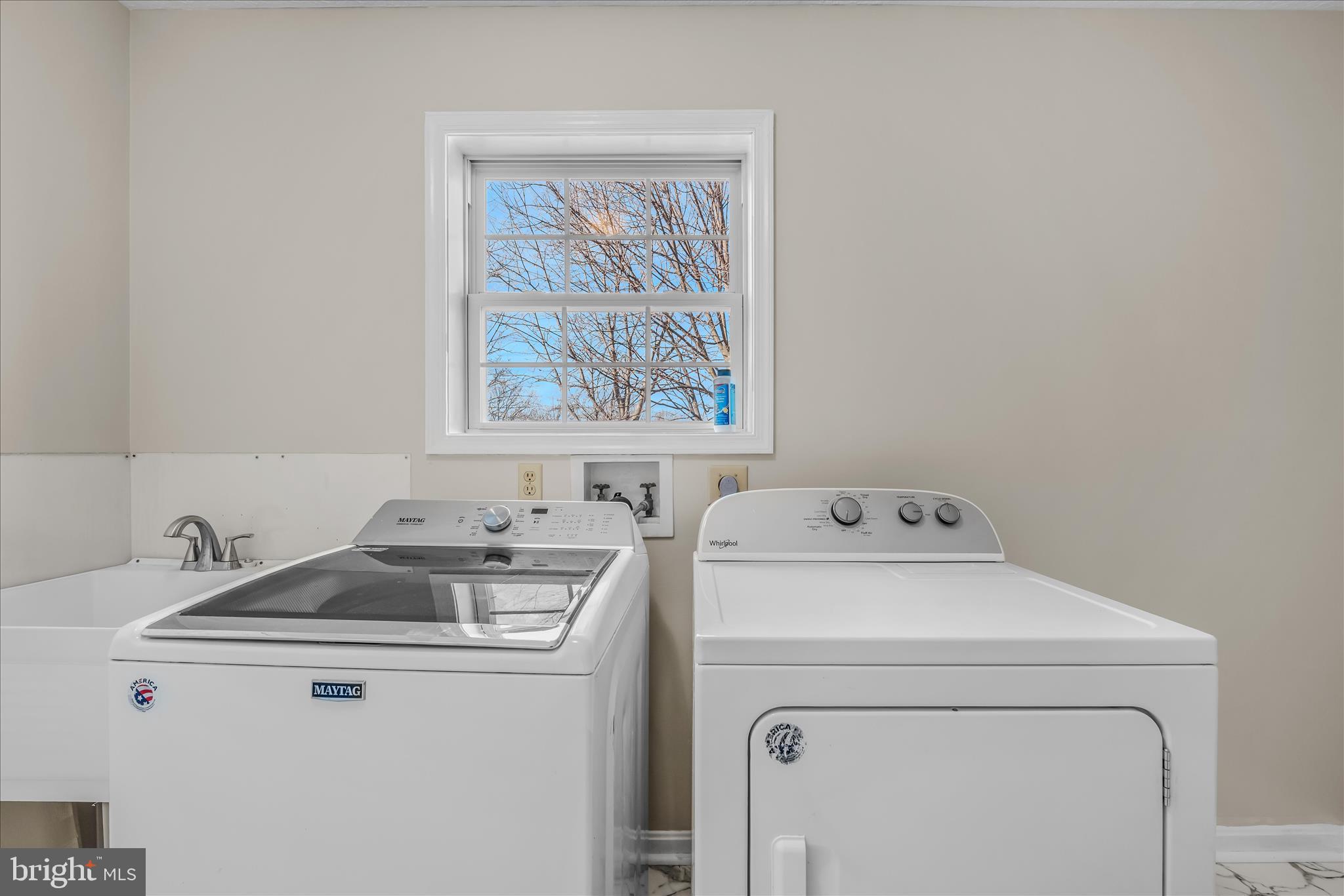 DOUGLAS OAKS - Residential