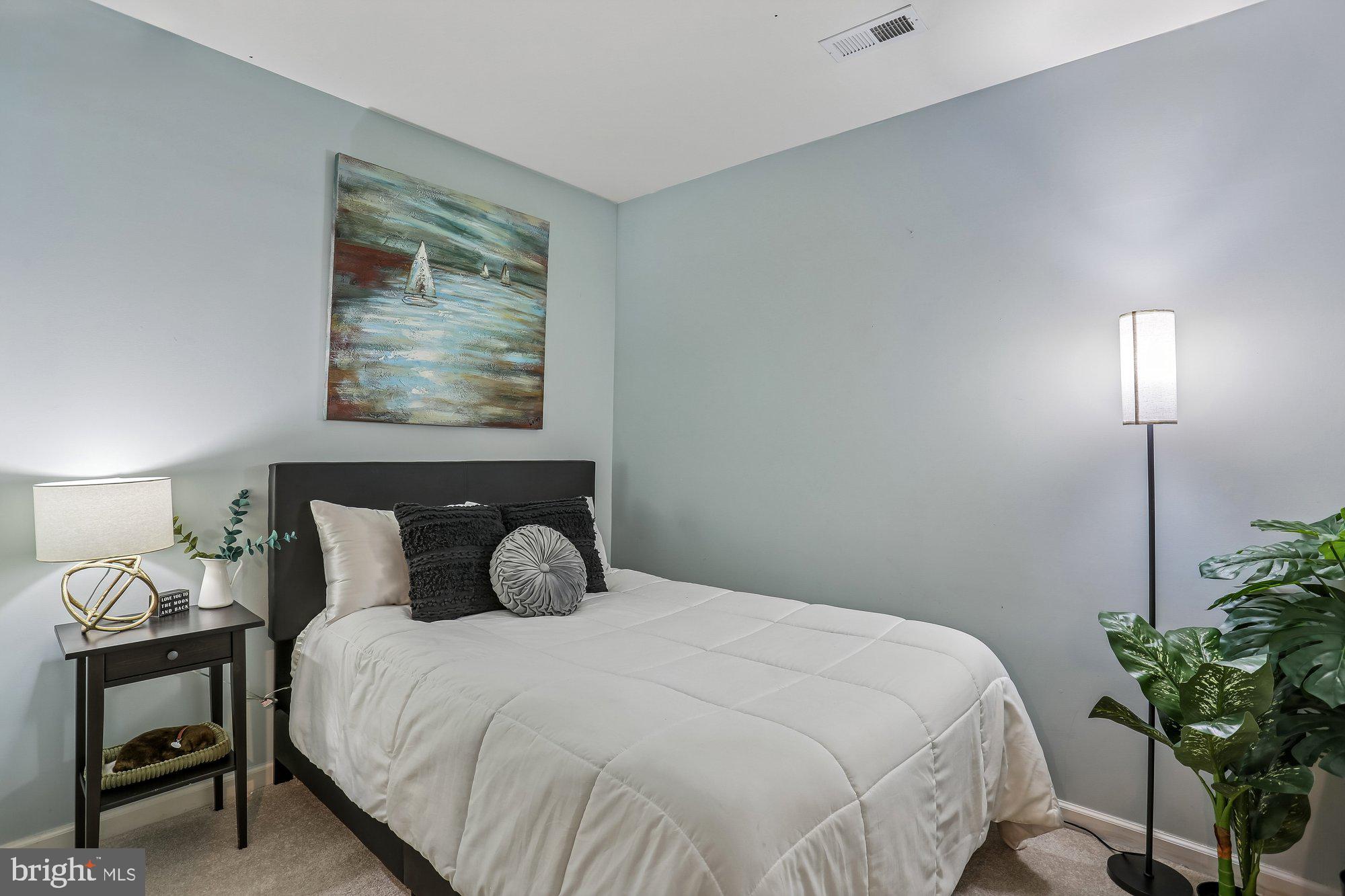 LAKELANDS - Residential