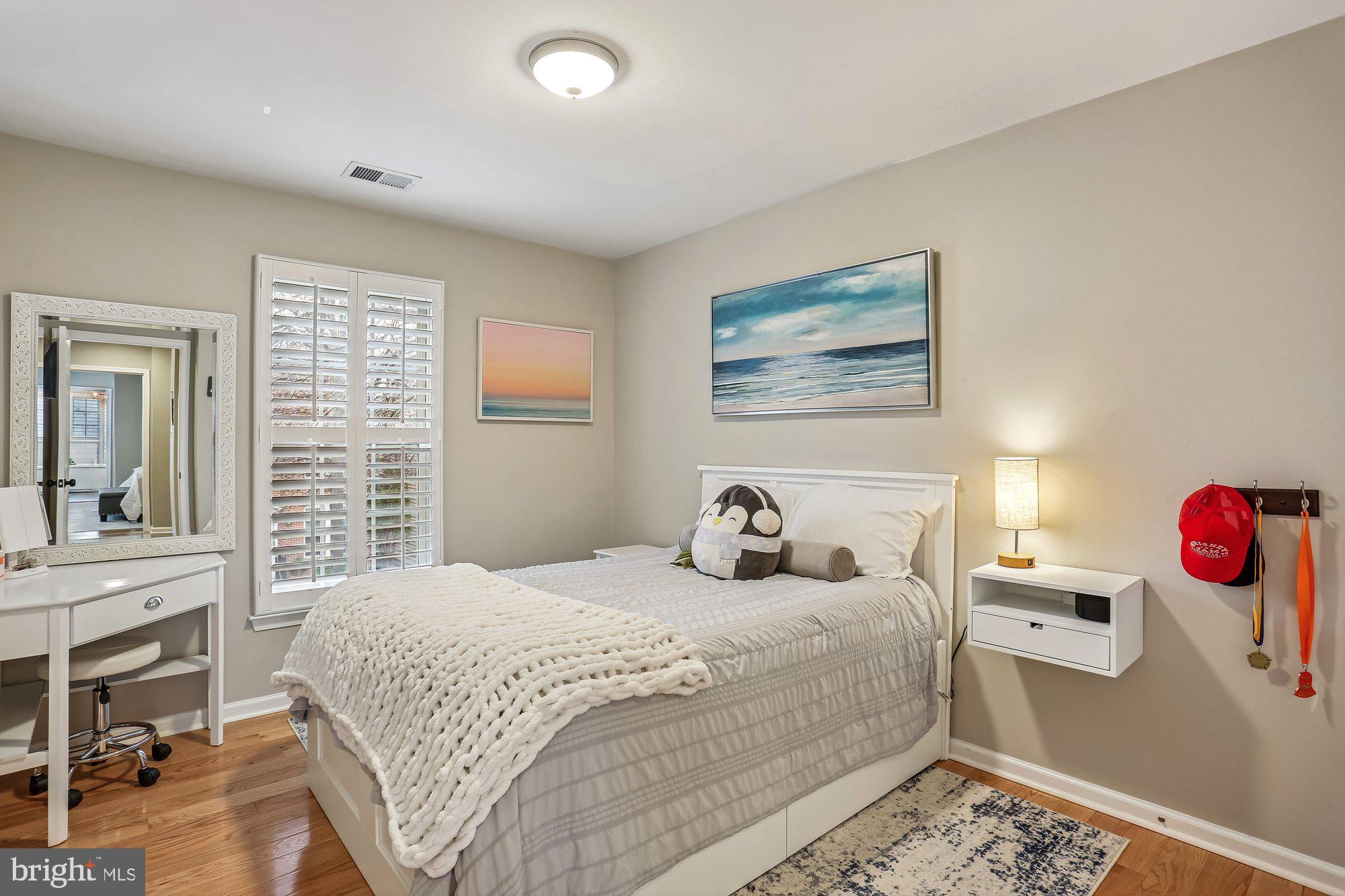 LAKELANDS - Residential