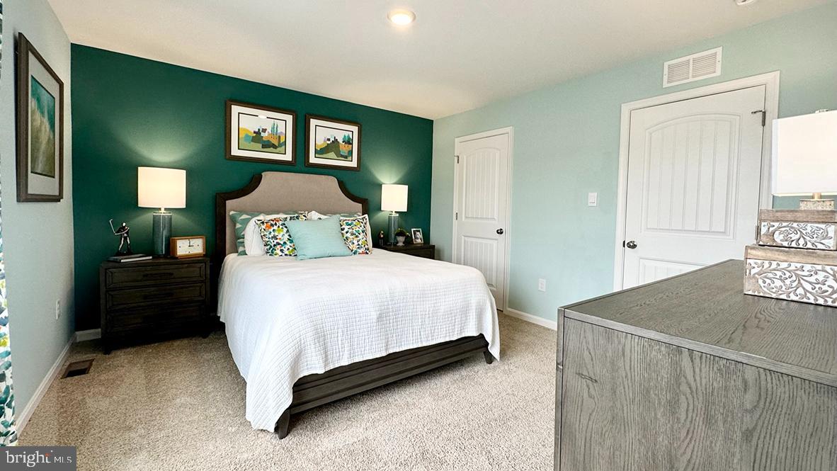 SASSAFRAS MEADOWS - Residential