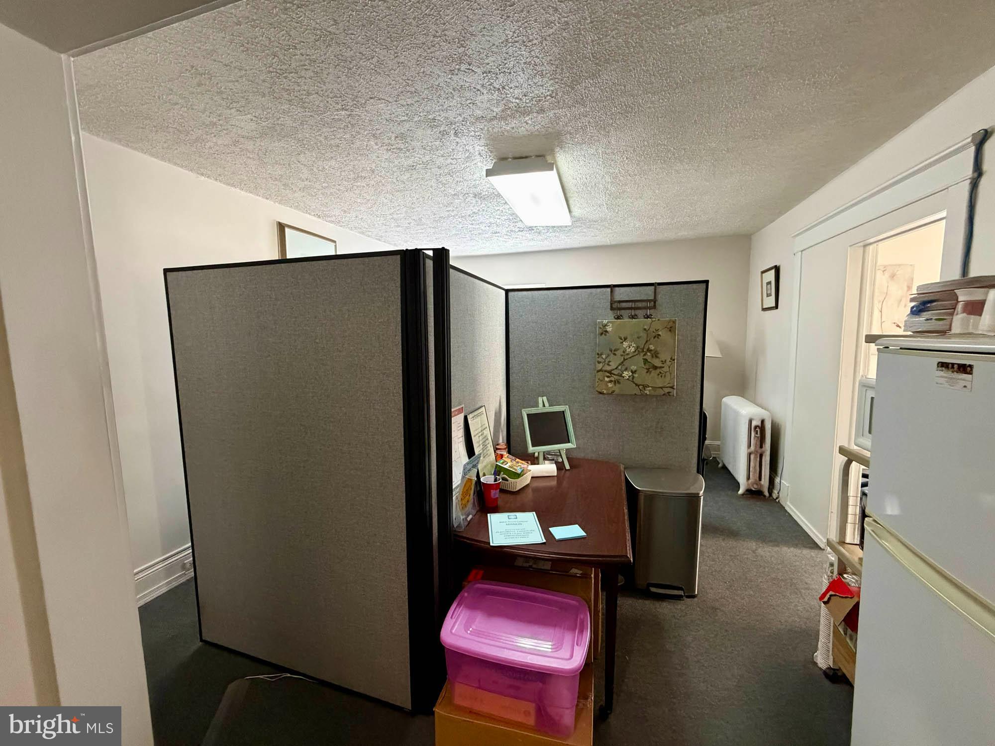 WINSTON GOVANS - Commercial Sale