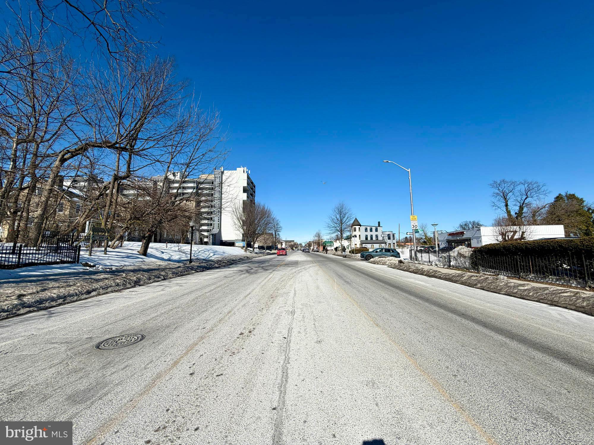 WINSTON GOVANS - Commercial Sale