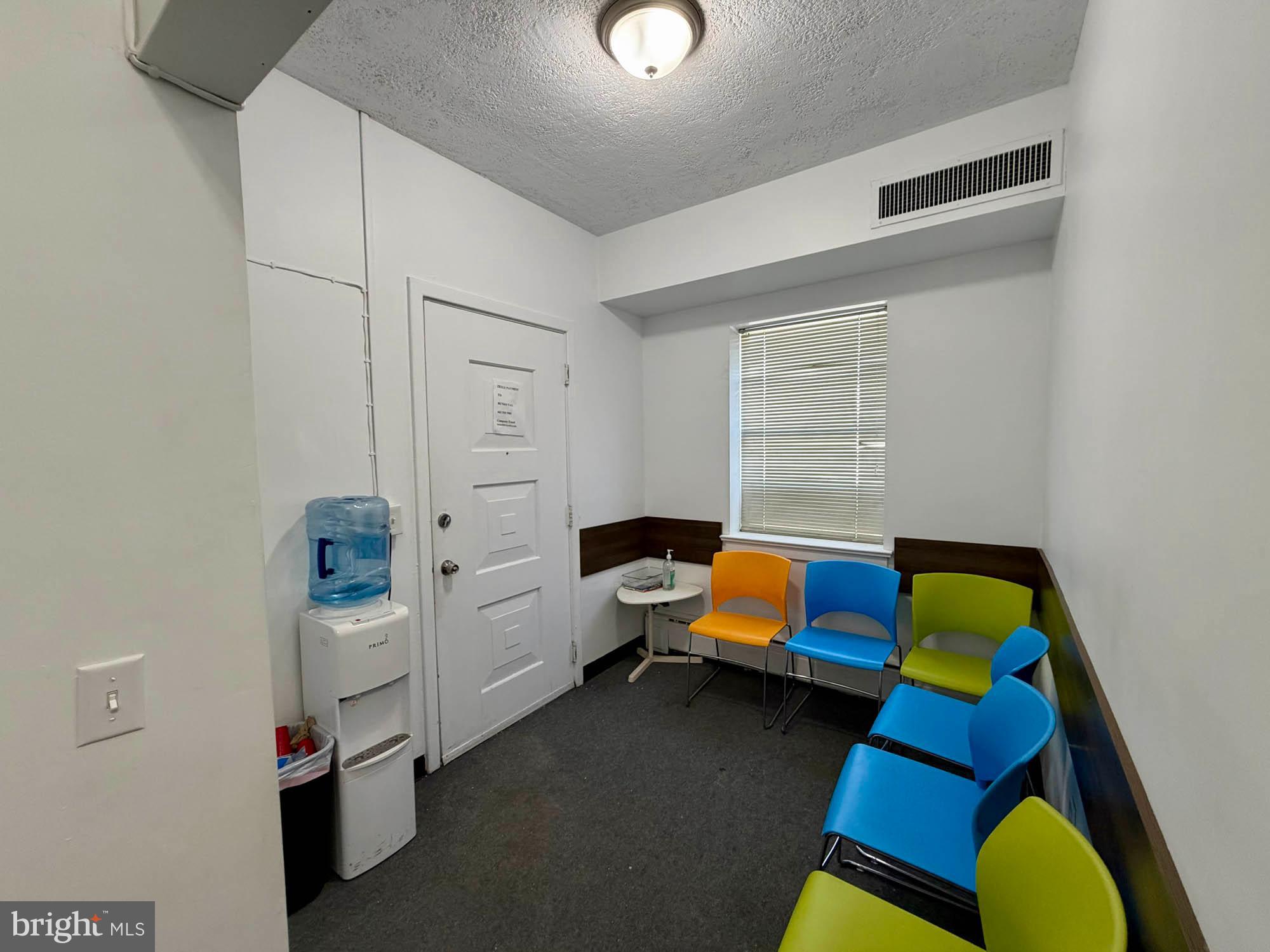 WINSTON GOVANS - Commercial Sale